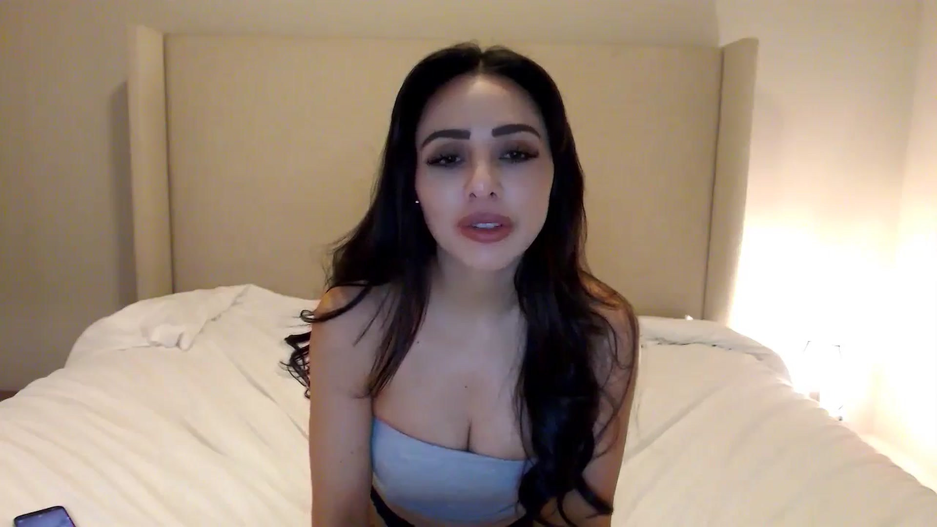 Gallery image thumbnail from Rosesxo's myfreecams stream on, 01/25/2024, 09:23 image 7 of 20