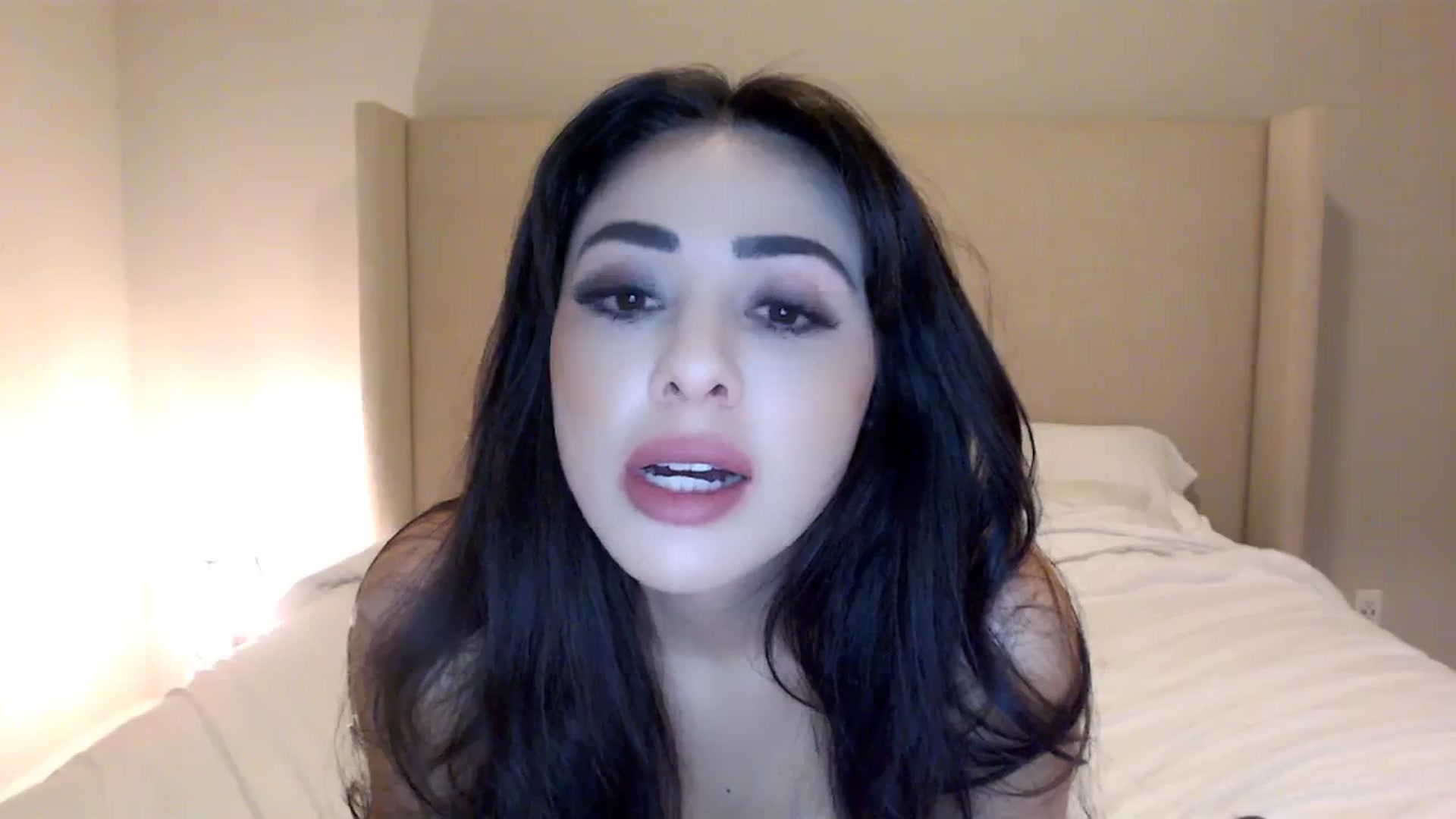 Gallery image thumbnail from Rosesxo's myfreecams stream on, 01/26/2024, 05:15 image 19 of 20