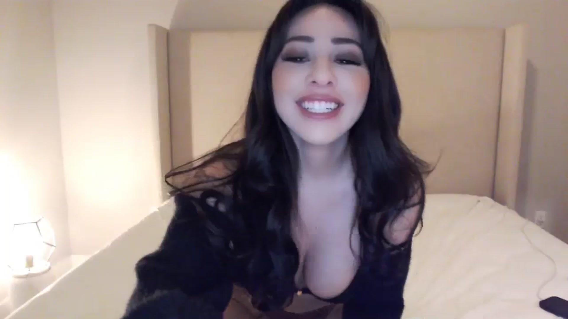 Gallery image thumbnail from Rosesxo's myfreecams stream on, 02/25/2024, 06:52 image 13 of 20