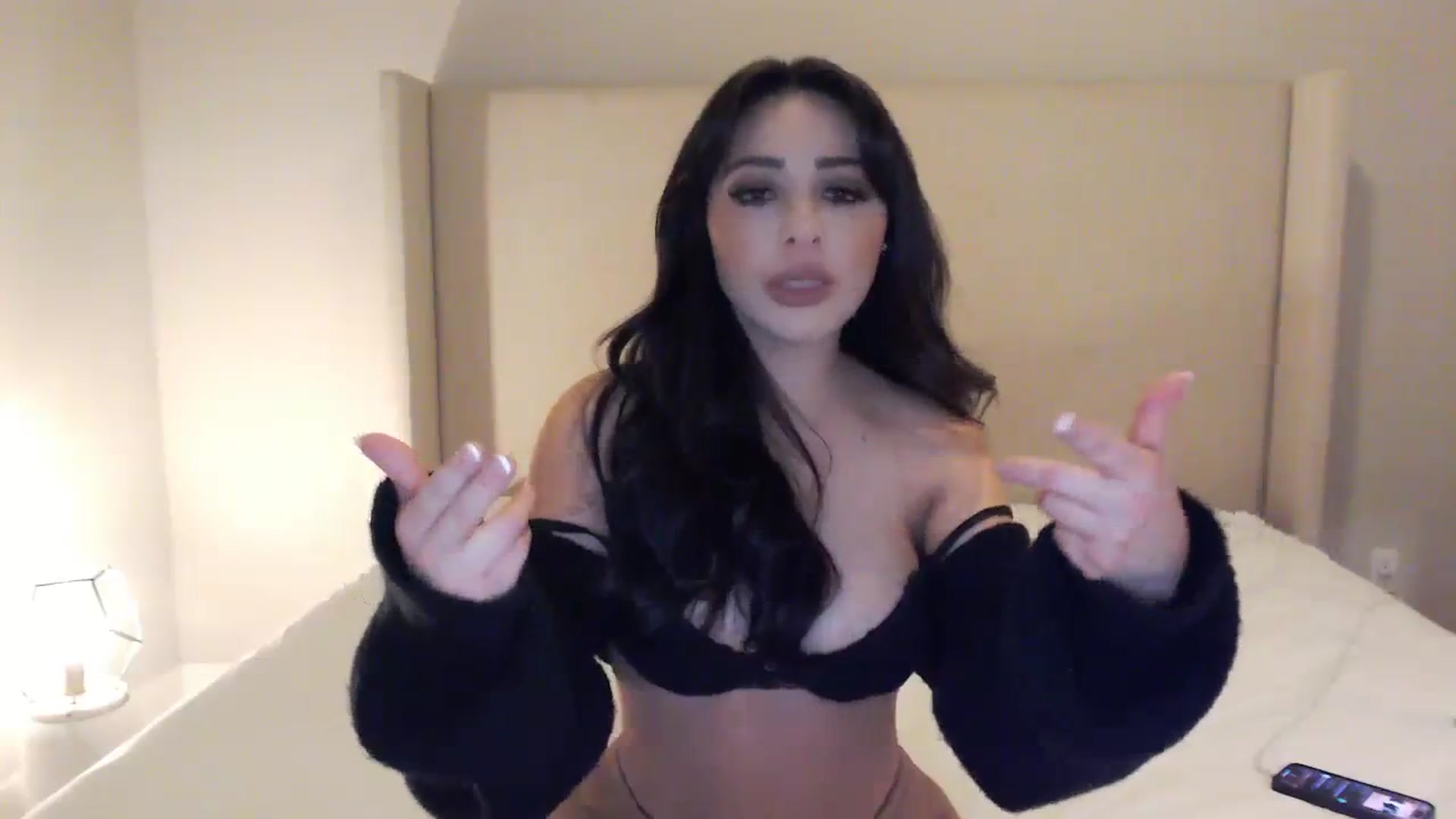 Gallery image thumbnail from Rosesxo's myfreecams stream on, 02/25/2024, 06:52 image 3 of 20