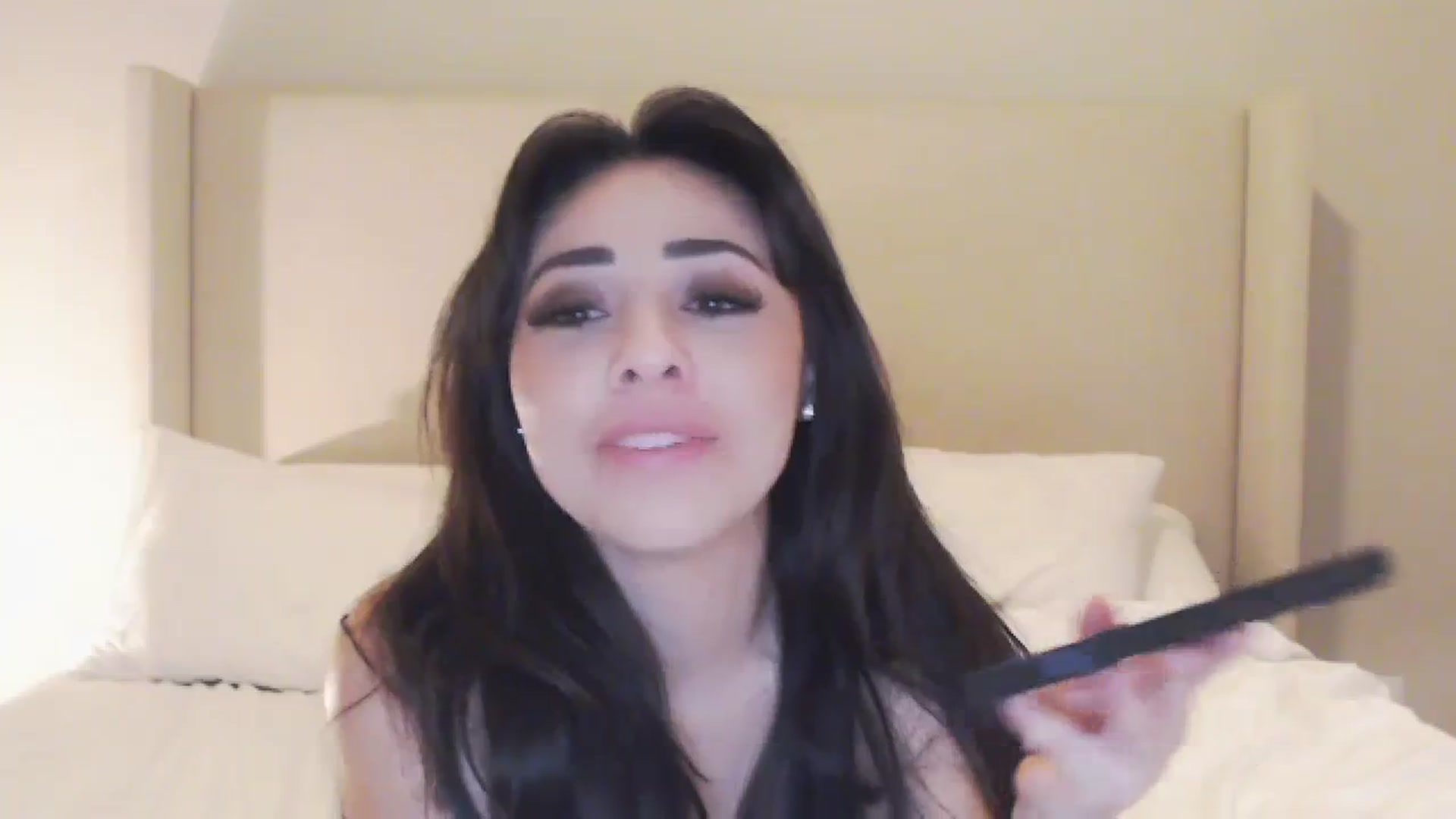 Gallery image thumbnail from Rosesxo's myfreecams stream on, 02/27/2024, 10:51 image 9 of 20