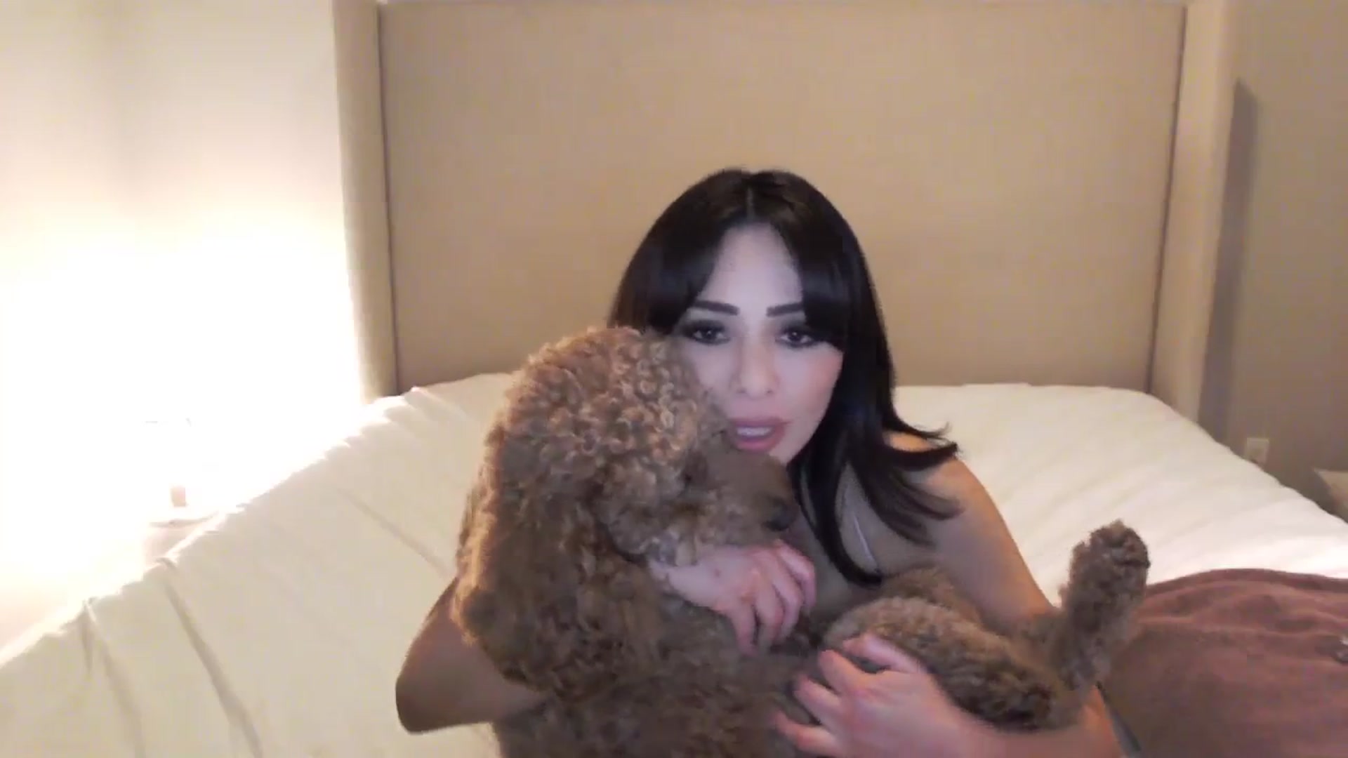 Gallery image thumbnail from Rosesxo's myfreecams stream on, 03/06/2024, 06:32 image 14 of 20