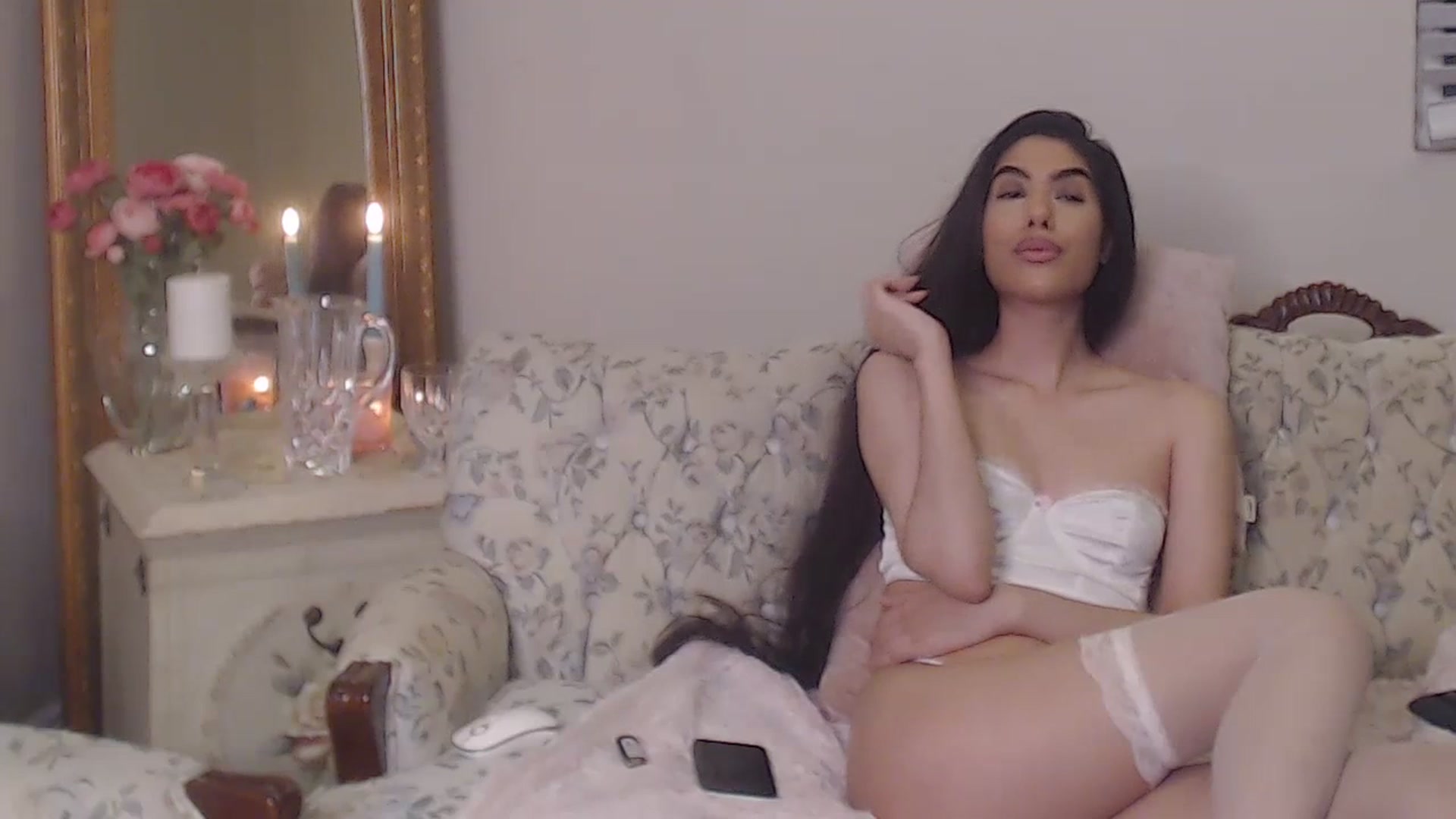 Gallery image thumbnail from RosewaterMFC's myfreecams stream on, 07/01/2023, 04:18 image 20 of 20
