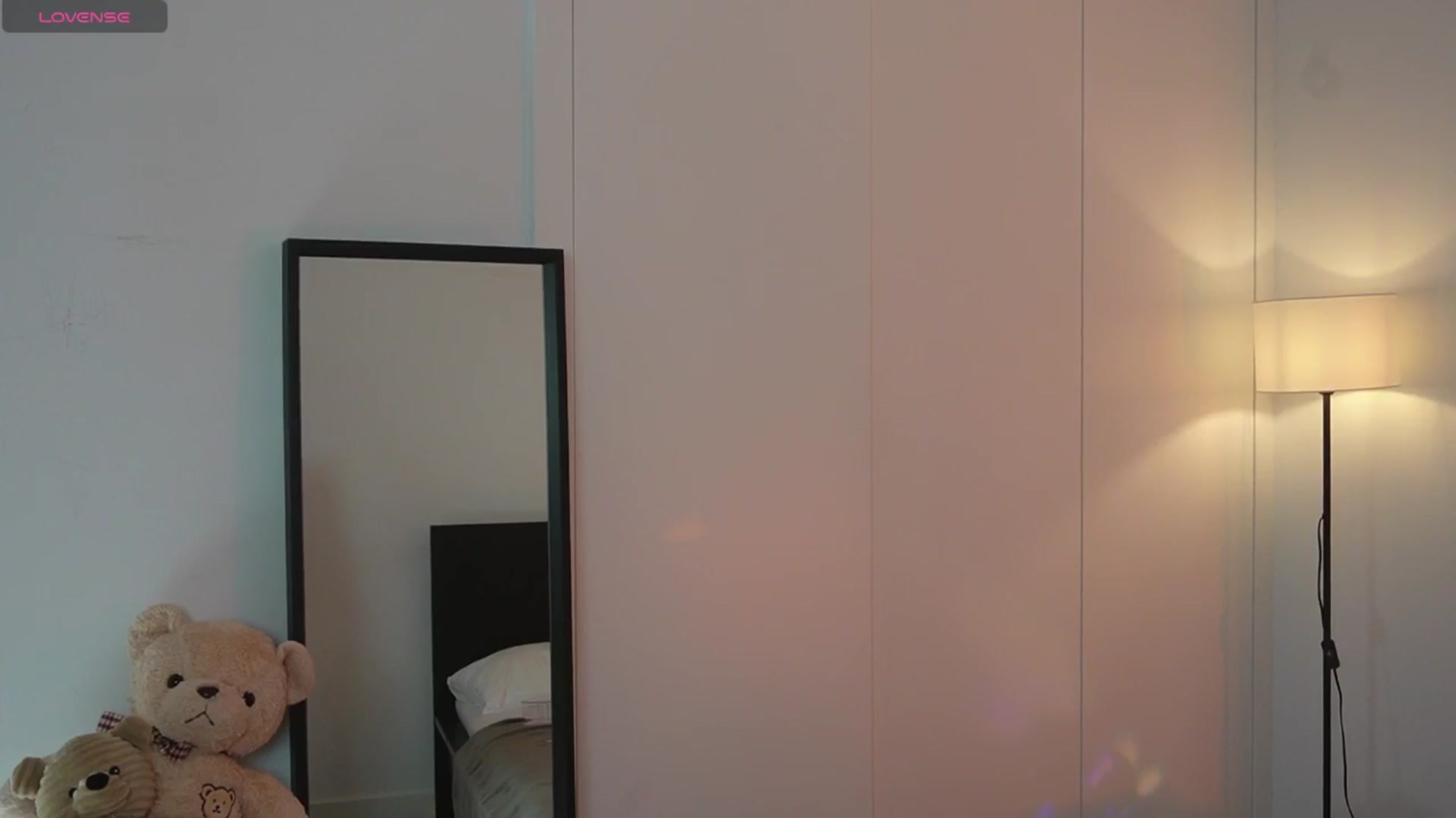 Gallery image thumbnail from RosieNess's myfreecams stream on, 08/23/2025, 10:23 image 8 of 20