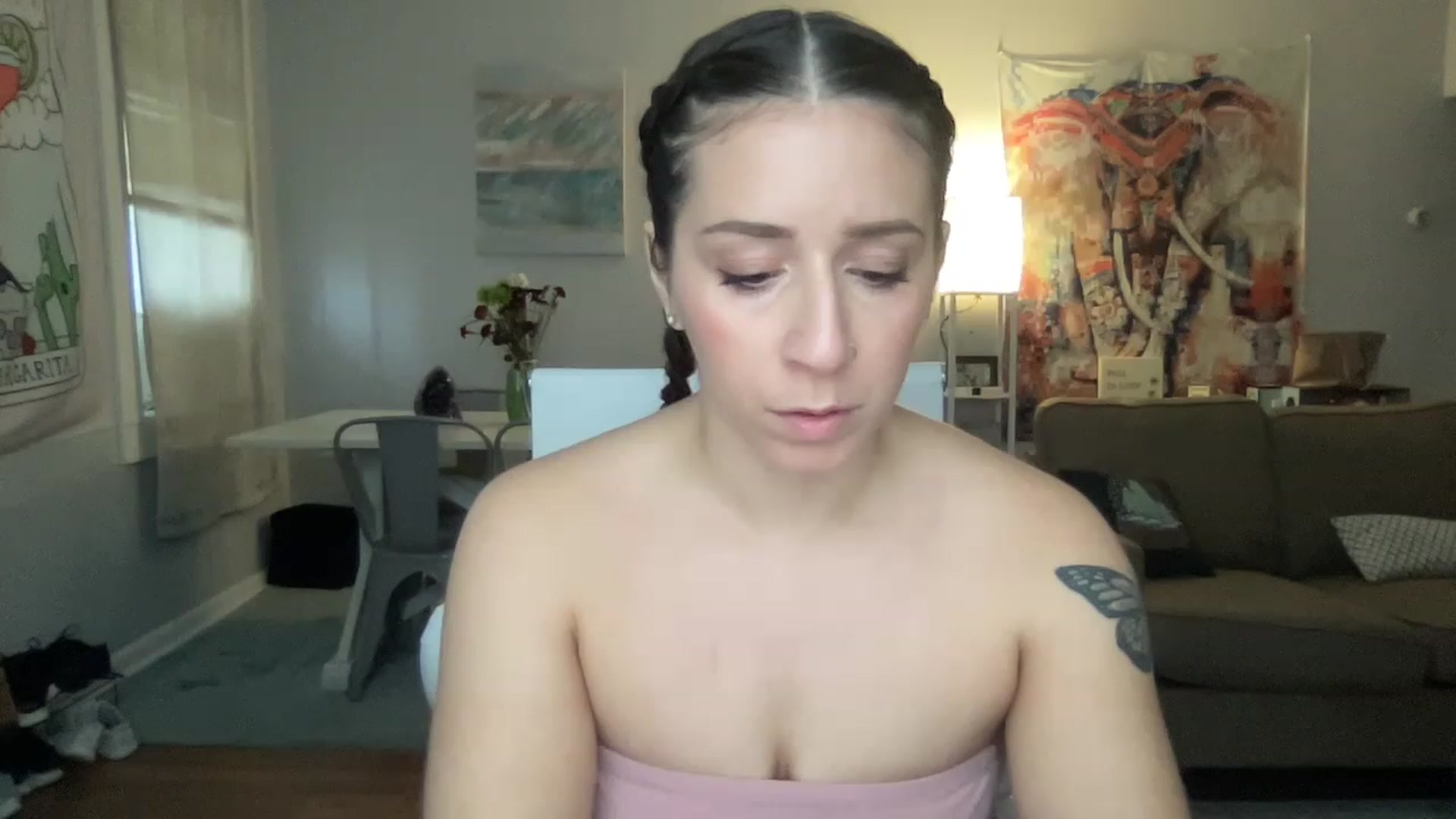 Gallery image thumbnail from RosiePedal's myfreecams stream on, 12/16/2022, 15:35 image 8 of 20