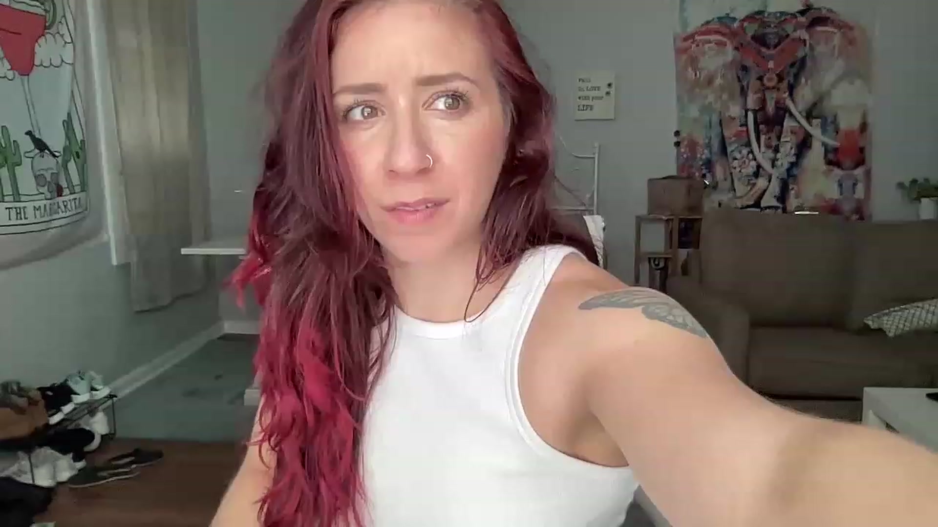 Gallery image thumbnail from RosiePedal's myfreecams stream on, 01/31/2023, 17:12 image 13 of 20