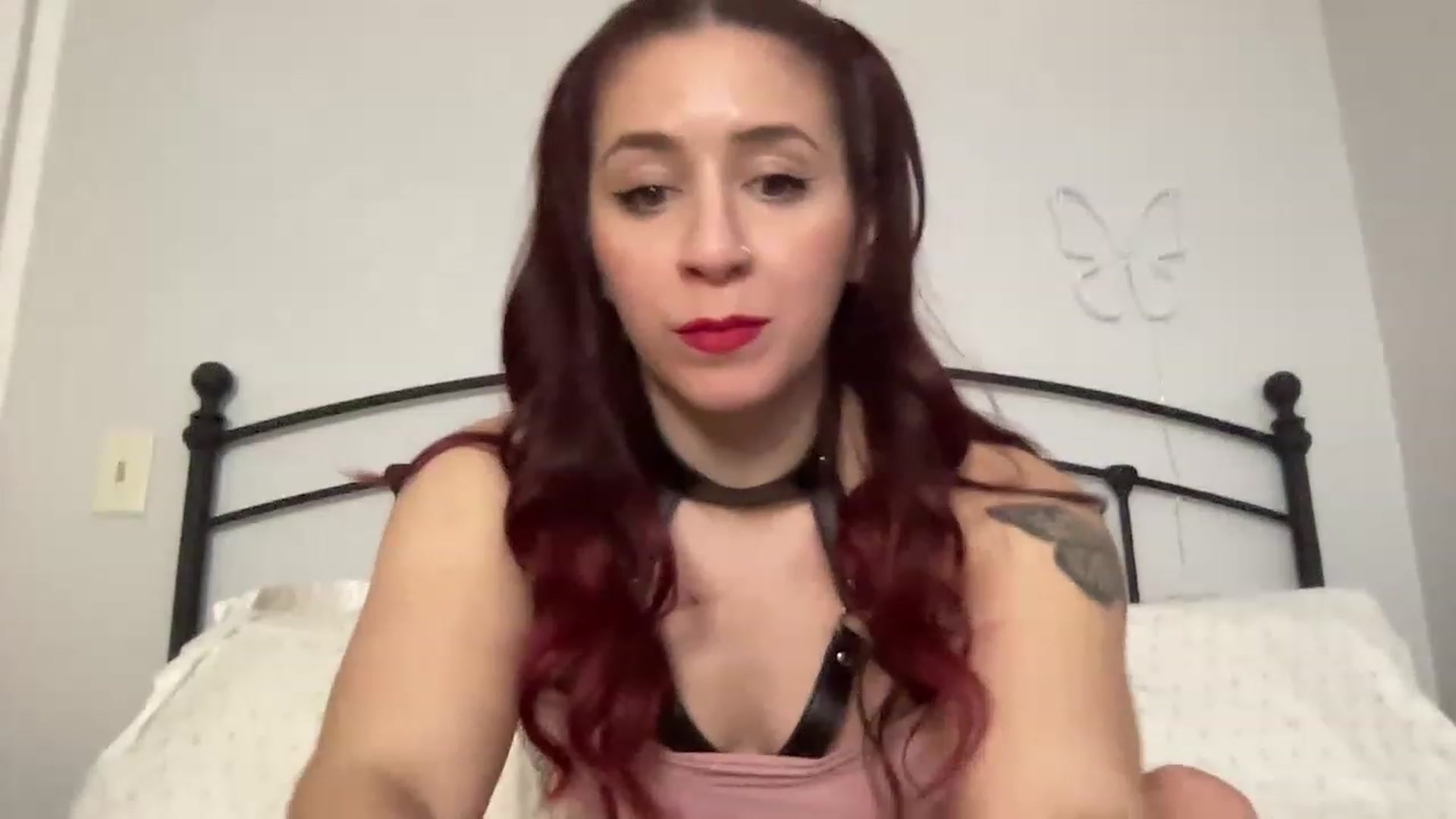 Gallery image thumbnail from RosiePedal's myfreecams stream on, 02/02/2023, 16:18 image 19 of 20