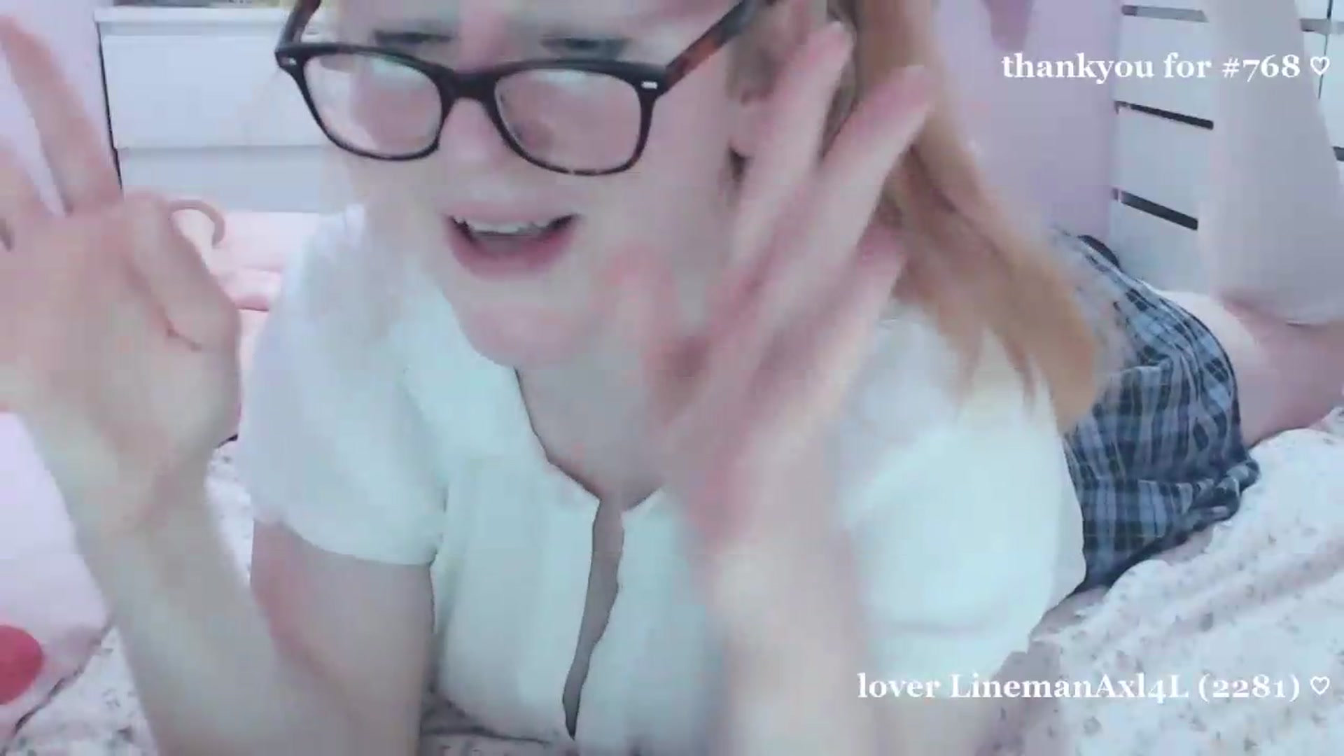 Gallery image thumbnail from RosieRibbons's myfreecams stream on, 05/22/2026, 23:44 image 20 of 20