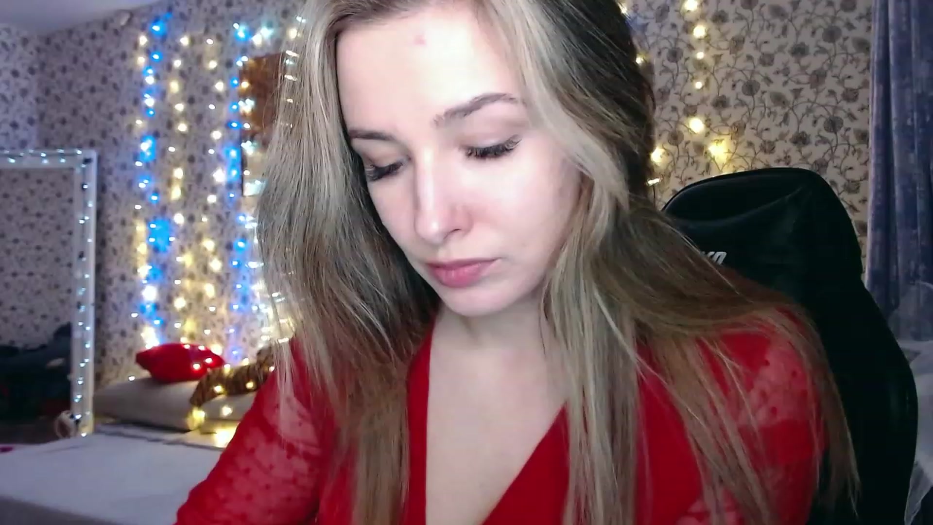 Gallery image thumbnail from RosieRosa's myfreecams stream on, 11/21/2022, 15:31 image 5 of 20