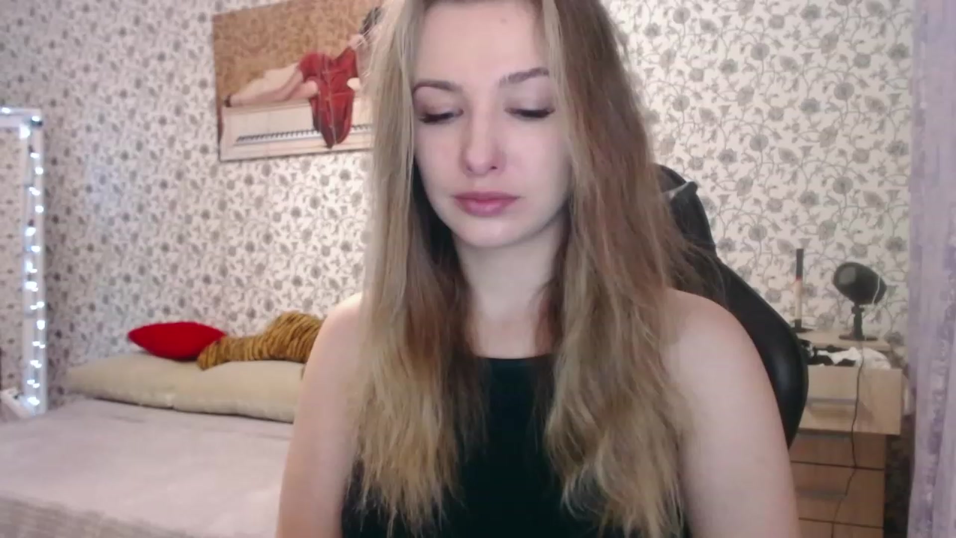 Gallery image thumbnail from RosieRosa's myfreecams stream on, 11/28/2022, 05:37 image 4 of 20