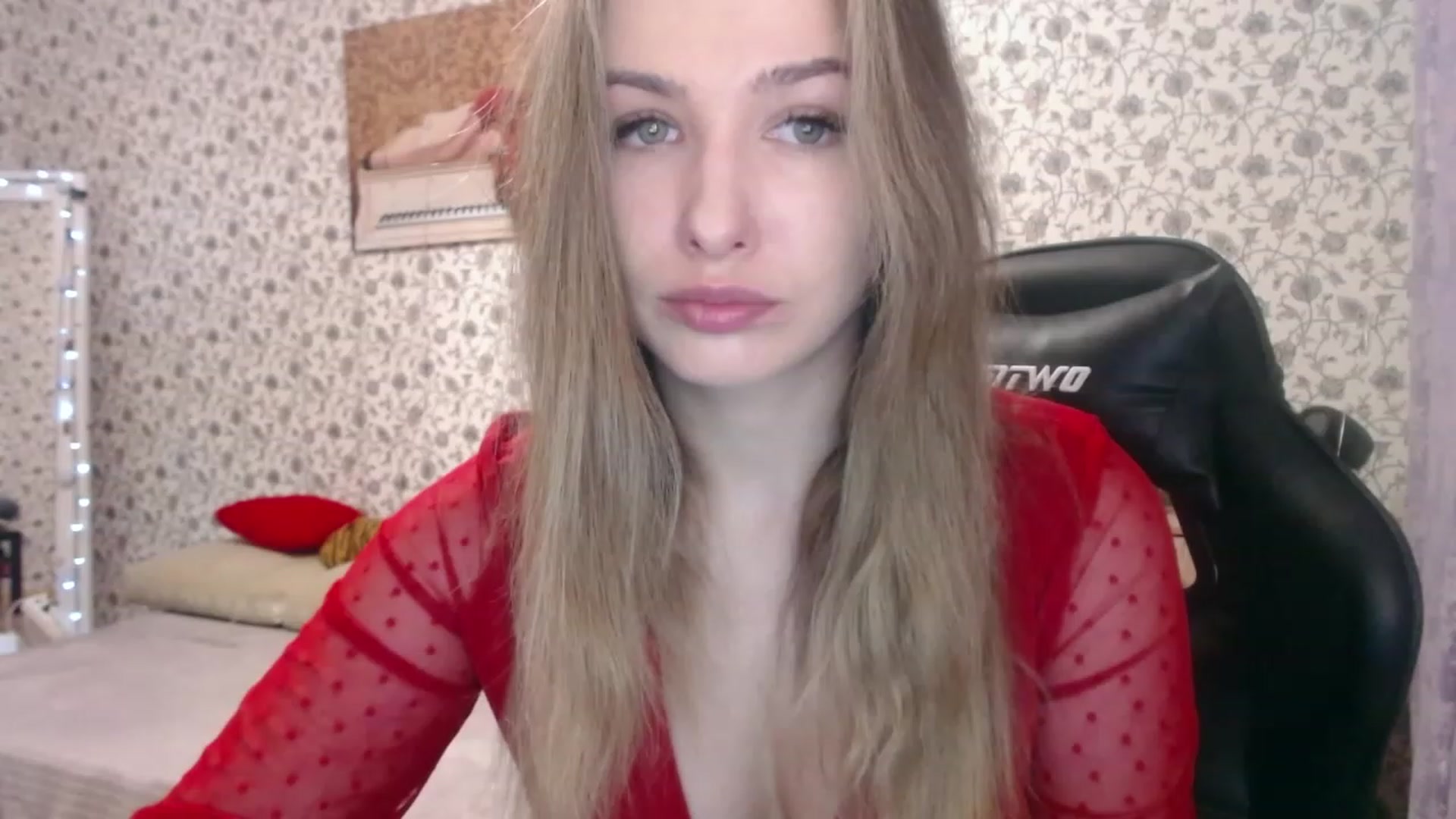 Gallery image thumbnail from RosieRosa's myfreecams stream on, 11/28/2022, 05:37 image 1 of 20