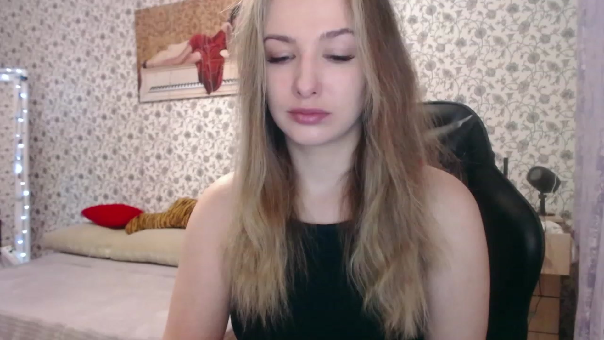 Gallery image thumbnail from RosieRosa's myfreecams stream on, 11/28/2022, 05:37 image 5 of 20