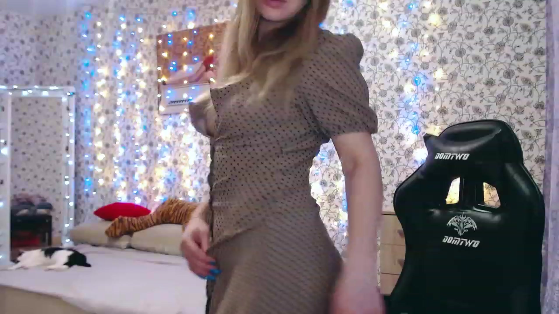 Gallery image thumbnail from RosieRosa's myfreecams stream on, 12/05/2022, 07:18 image 20 of 20
