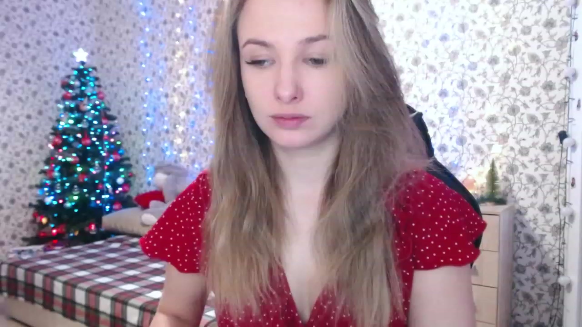 Gallery image thumbnail from RosieRosa's myfreecams stream on, 12/25/2022, 07:18 image 10 of 20