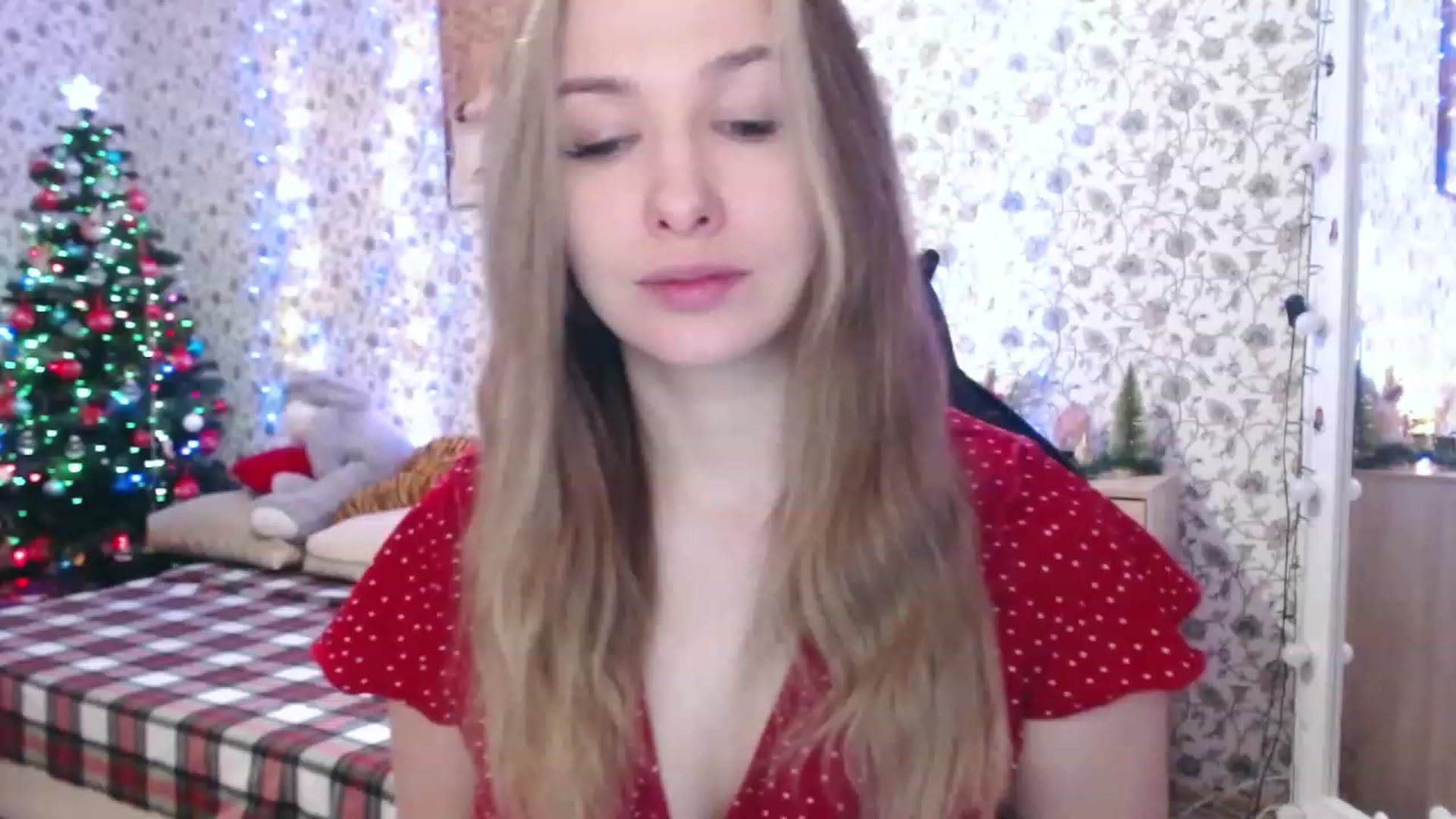 Gallery image thumbnail from RosieRosa's myfreecams stream on, 12/25/2022, 07:18 image 3 of 20