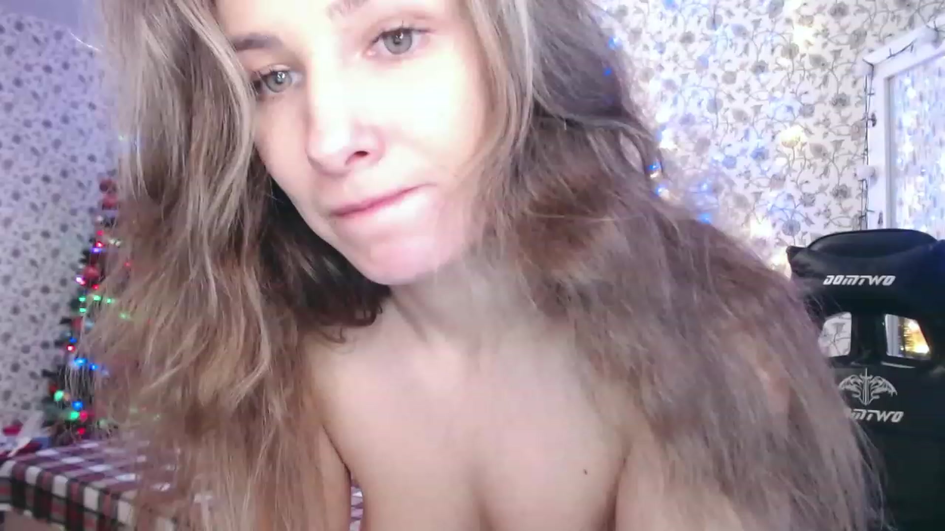 Gallery image thumbnail from RosieRosa's myfreecams stream on, 12/29/2022, 07:23 image 15 of 20