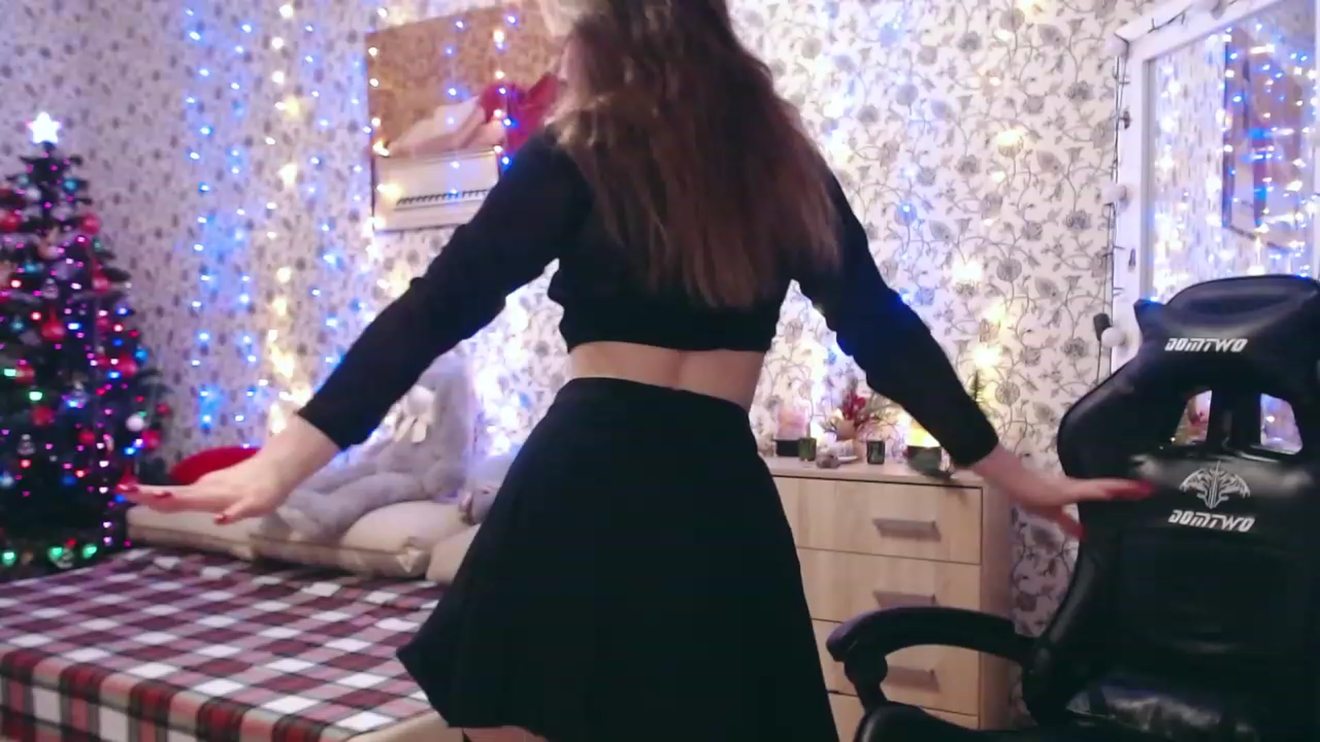 Gallery image thumbnail from RosieRosa's myfreecams stream on, 01/13/2023, 07:15 image 2 of 20