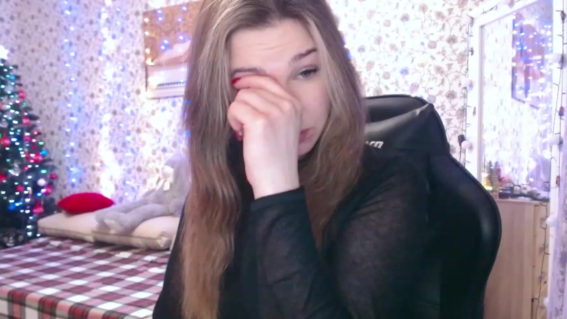 Gallery image thumbnail from RosieRosa's myfreecams stream on, 01/13/2023, 07:15 image 7 of 20