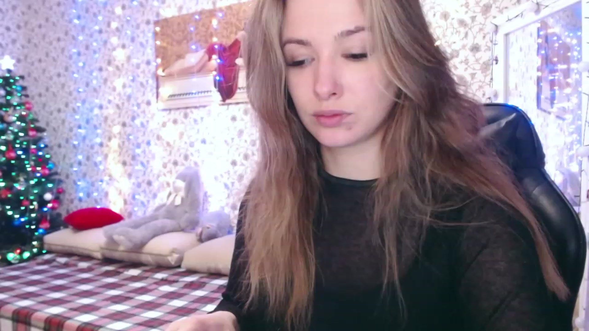 Gallery image thumbnail from RosieRosa's myfreecams stream on, 01/13/2023, 07:15 image 19 of 20