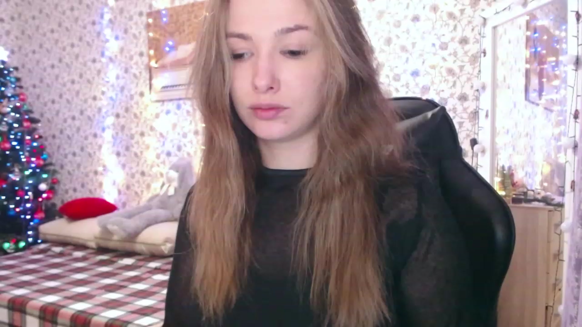 Gallery image thumbnail from RosieRosa's myfreecams stream on, 01/13/2023, 07:15 image 9 of 20