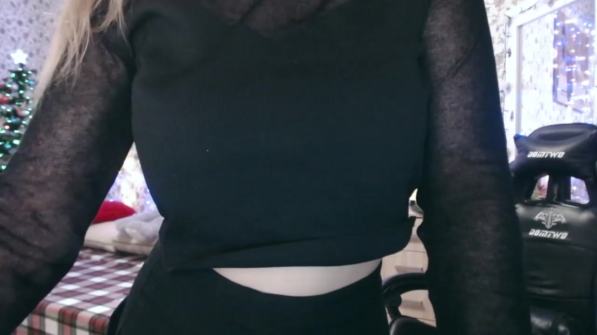 Gallery image thumbnail from RosieRosa's myfreecams stream on, 01/13/2023, 07:15 image 3 of 20