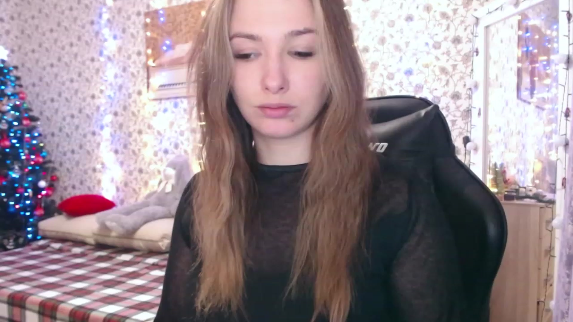 Gallery image thumbnail from RosieRosa's myfreecams stream on, 01/13/2023, 07:15 image 8 of 20