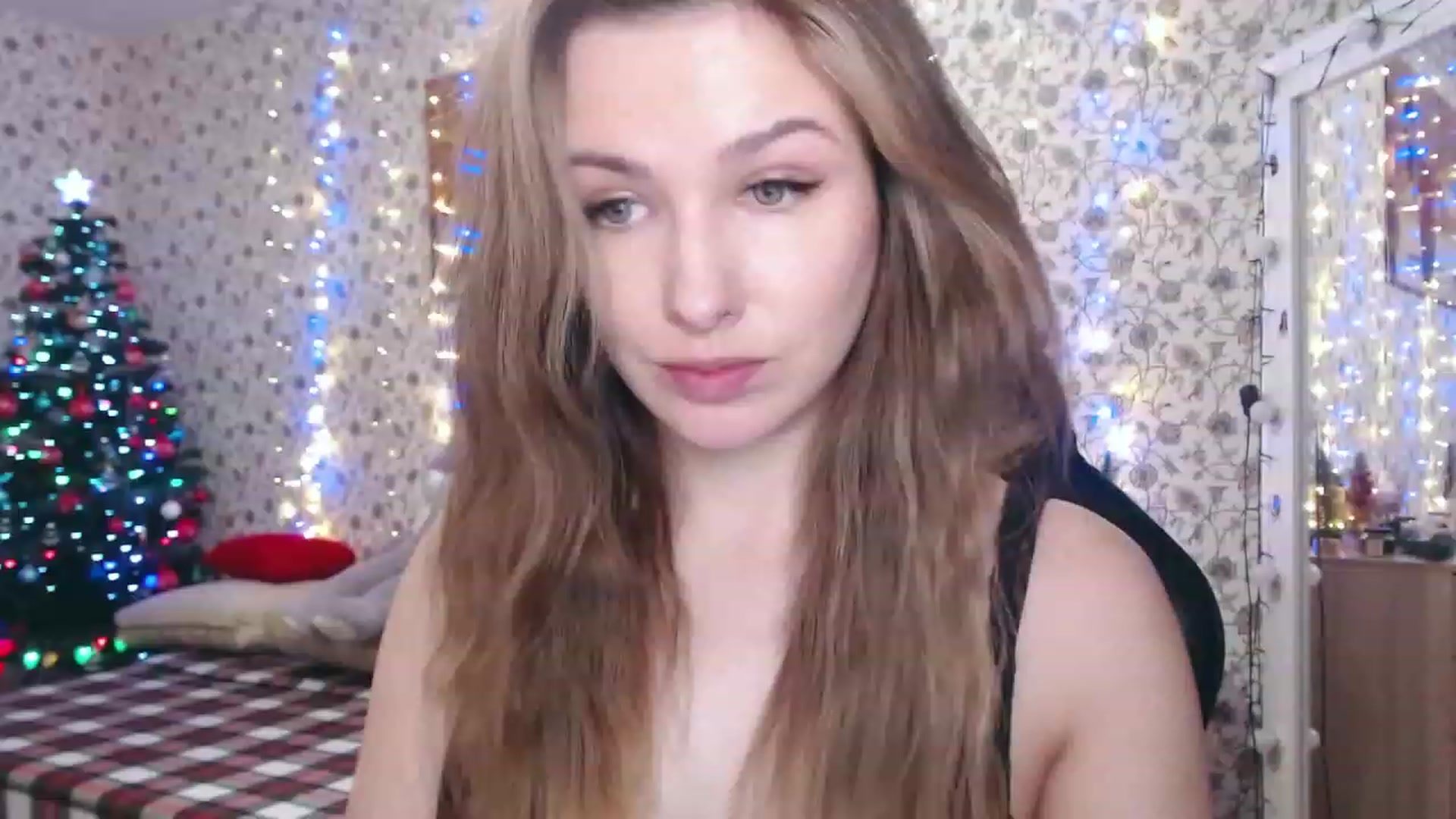 Gallery image thumbnail from RosieRosa's myfreecams stream on, 01/17/2023, 06:35 image 6 of 20