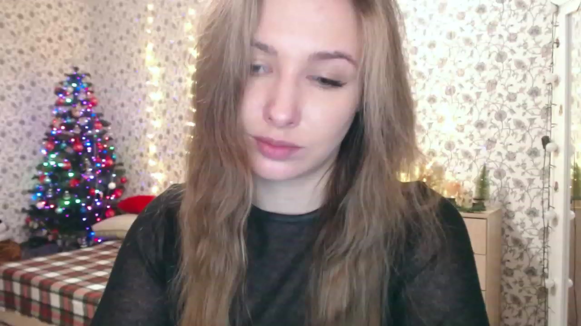 Gallery image thumbnail from RosieRosa's myfreecams stream on, 01/18/2023, 07:14 image 7 of 20