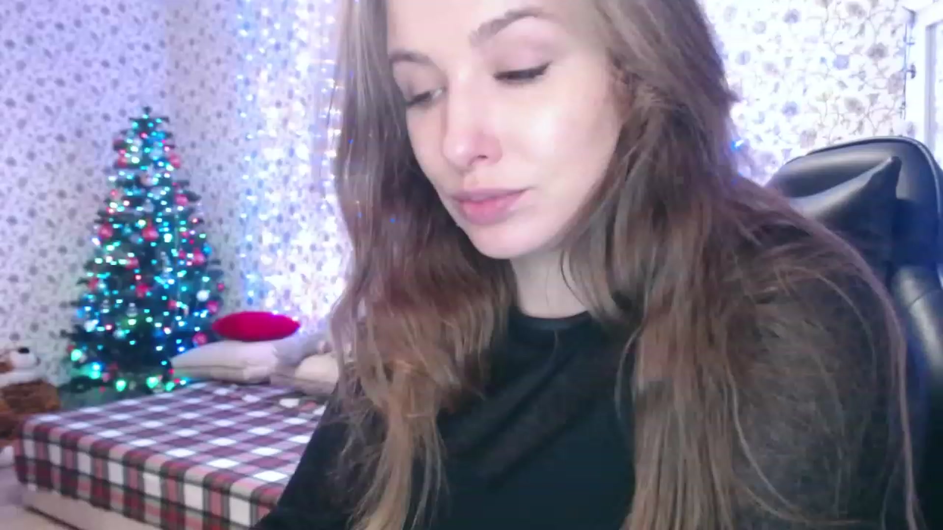 Gallery image thumbnail from RosieRosa's myfreecams stream on, 01/18/2023, 07:14 image 14 of 20