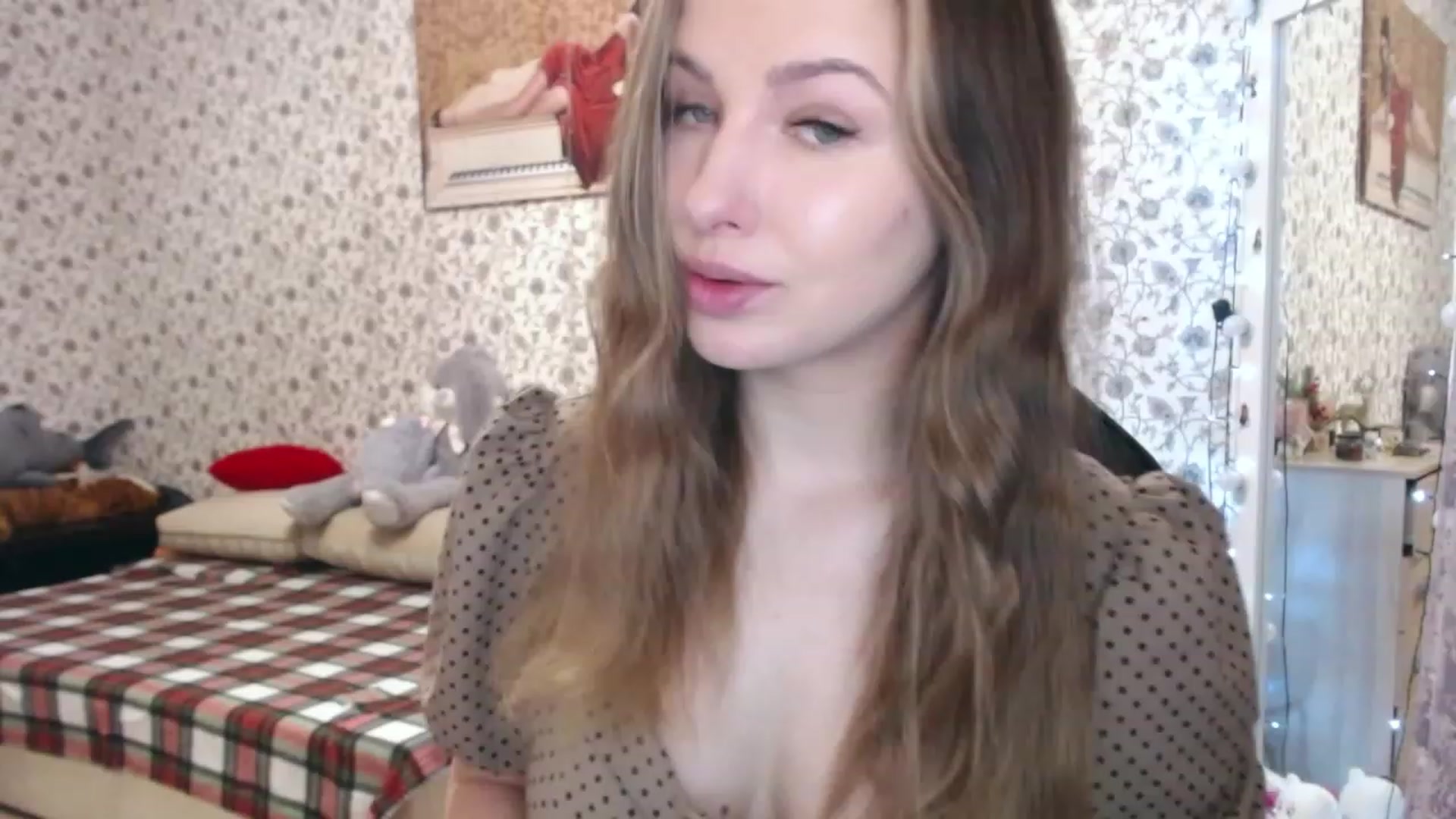 Gallery image thumbnail from RosieRosa's myfreecams stream on, 01/23/2023, 04:48 image 5 of 20