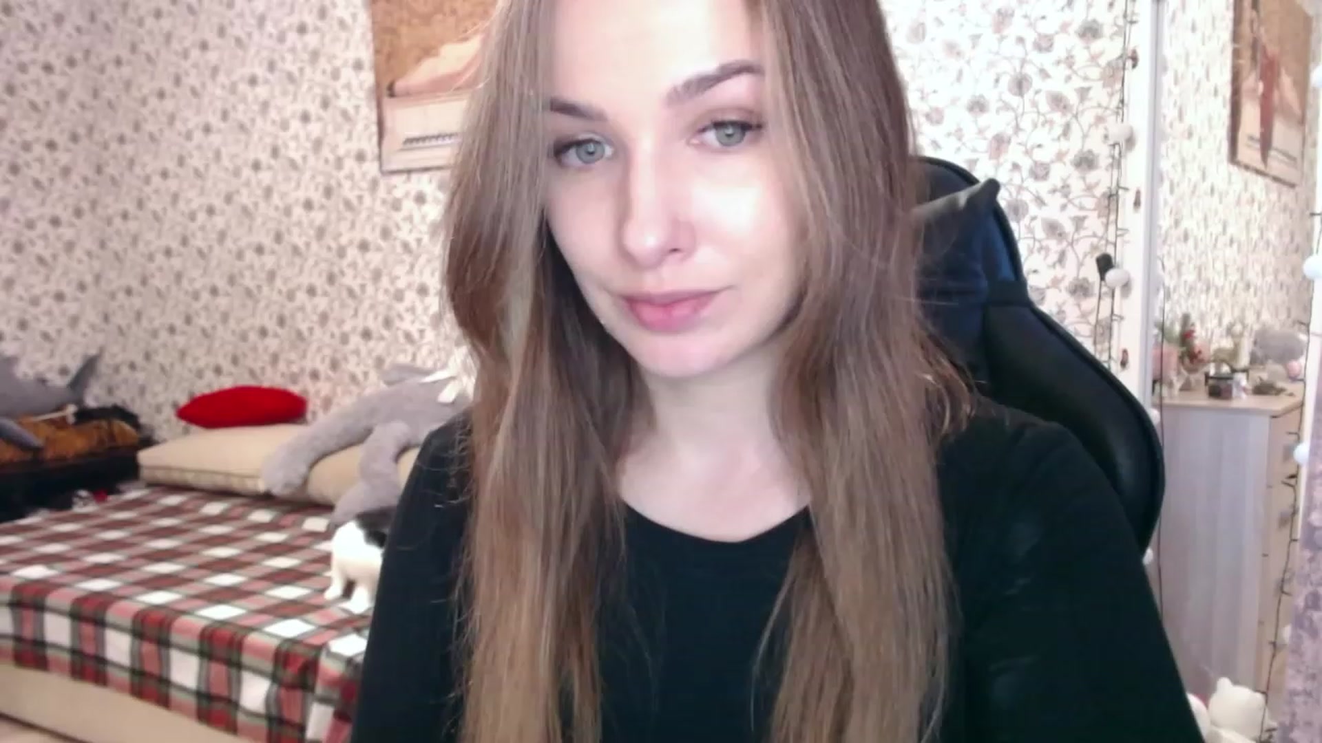 Gallery image thumbnail from RosieRosa's myfreecams stream on, 01/25/2023, 13:20 image 9 of 20
