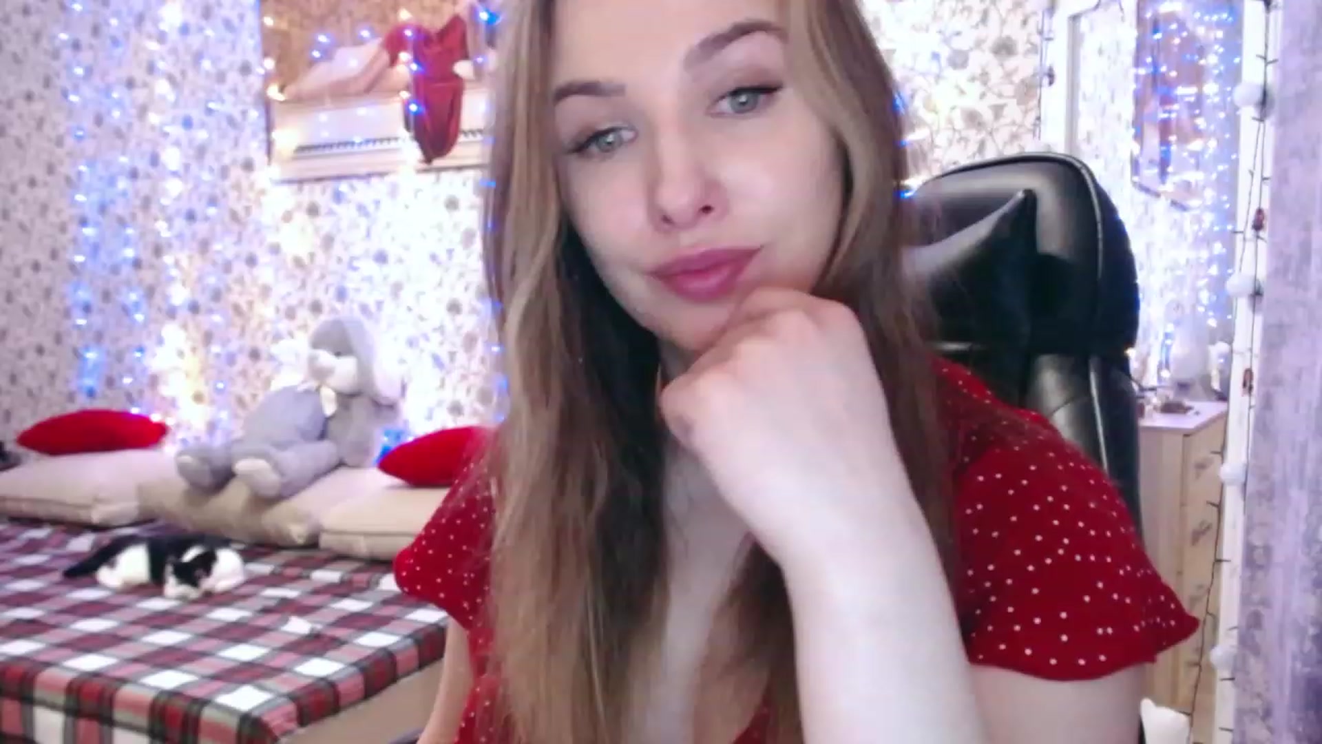 Gallery image thumbnail from RosieRosa's myfreecams stream on, 01/26/2023, 07:05 image 5 of 20