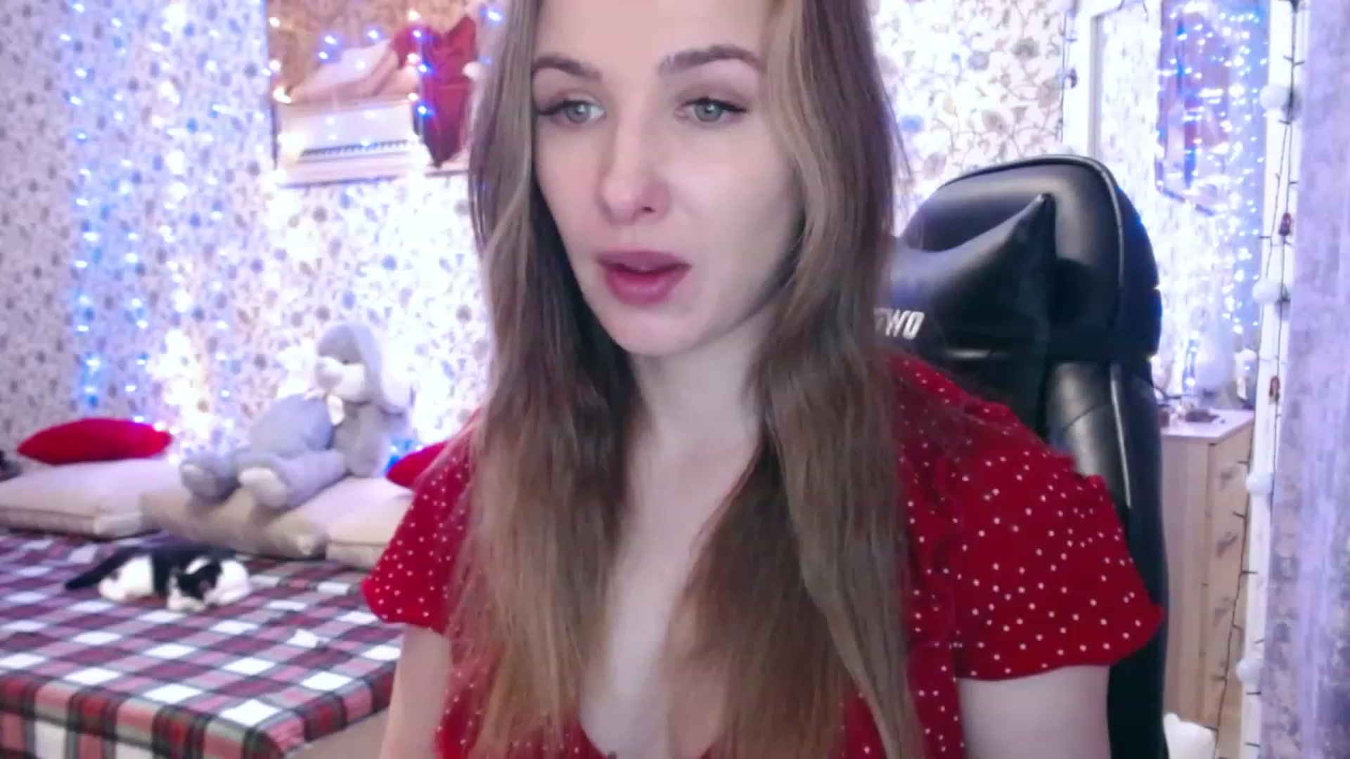 Gallery image thumbnail from RosieRosa's myfreecams stream on, 01/26/2023, 07:05 image 6 of 20