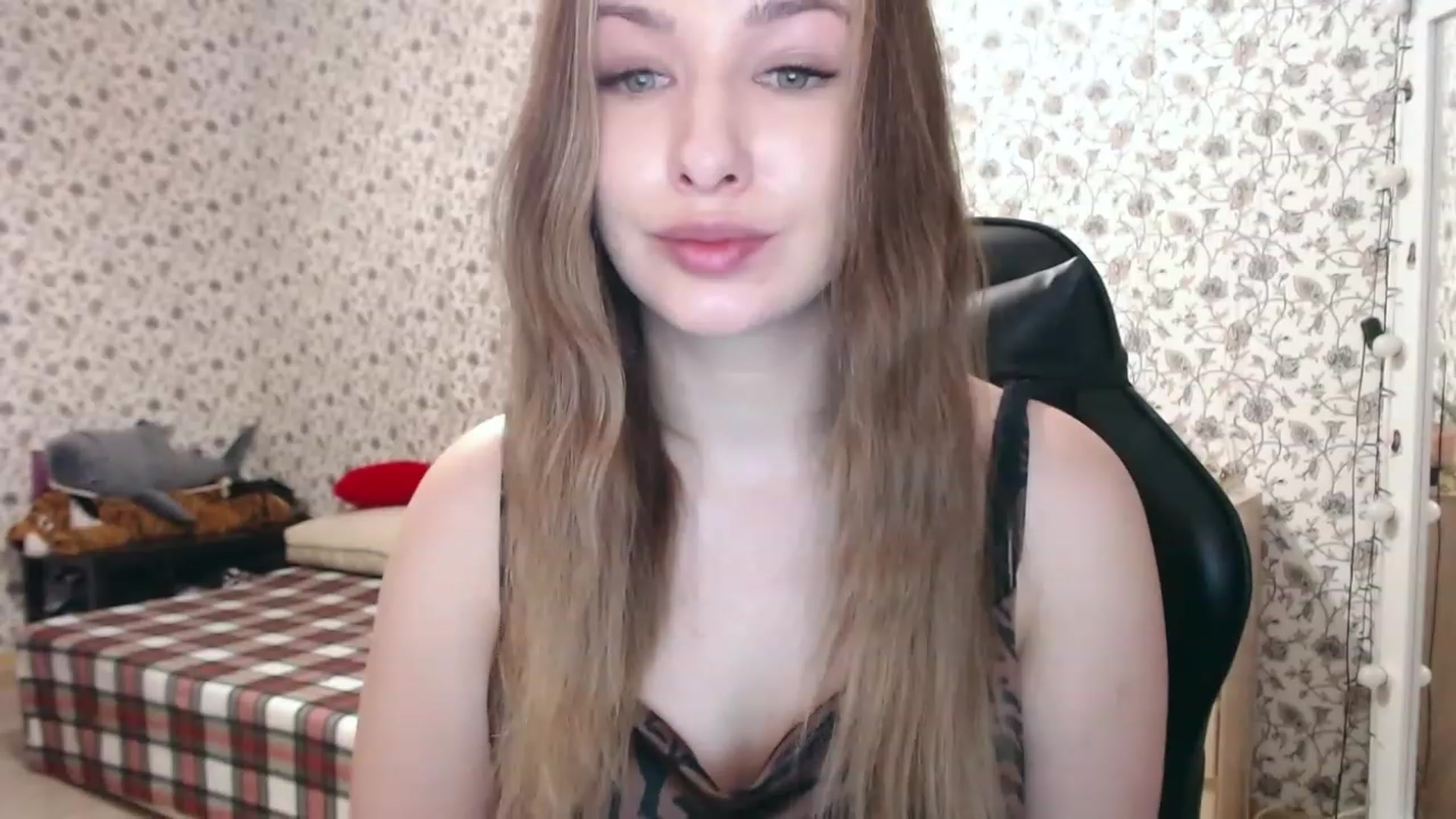 Gallery image thumbnail from RosieRosa's myfreecams stream on, 01/30/2023, 04:45 image 15 of 20