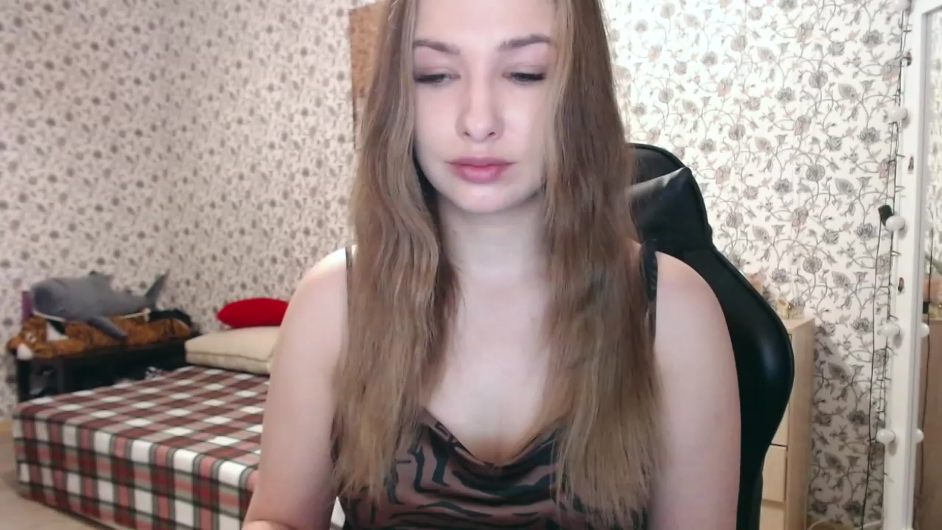 Gallery image thumbnail from RosieRosa's myfreecams stream on, 01/30/2023, 04:45 image 9 of 20