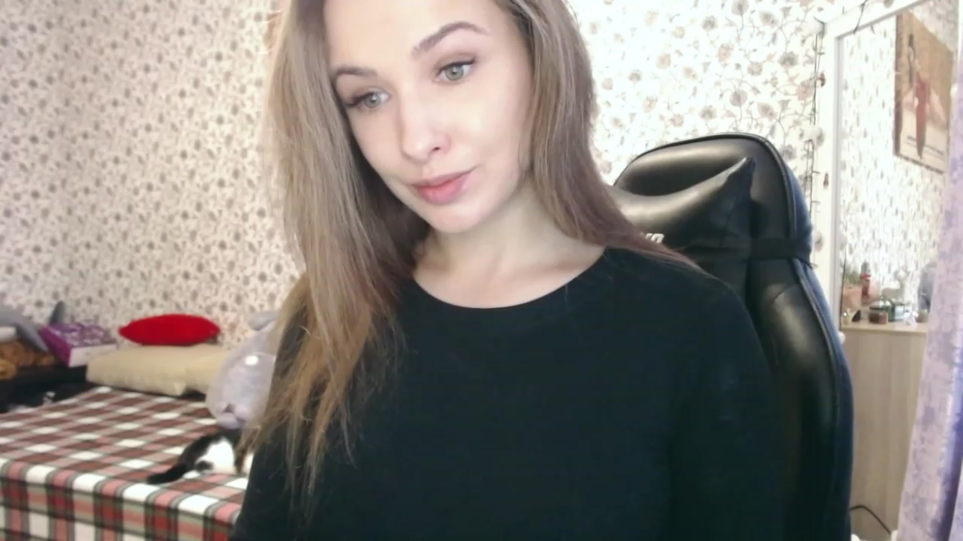 Gallery image thumbnail from RosieRosa's myfreecams stream on, 02/01/2023, 13:31 image 15 of 20