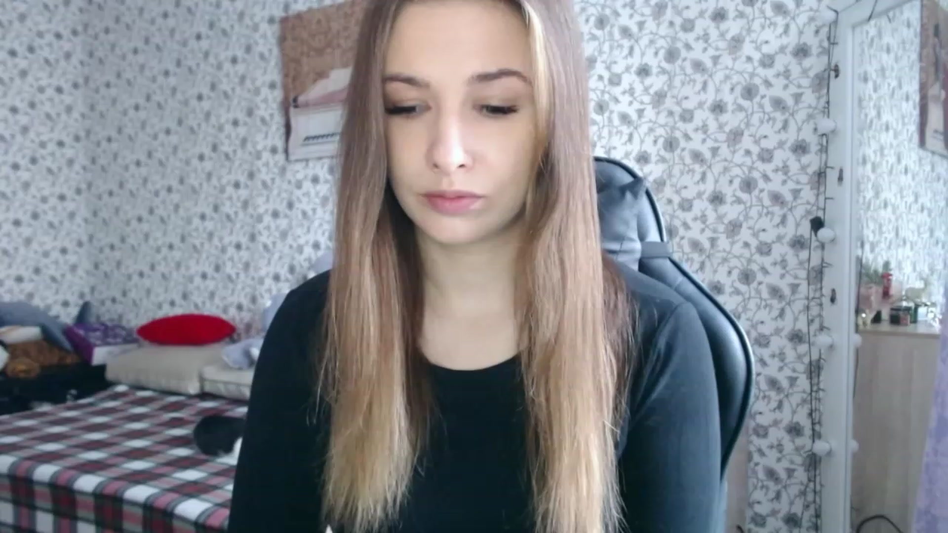 Gallery image thumbnail from RosieRosa's myfreecams stream on, 02/01/2023, 13:31 image 4 of 20