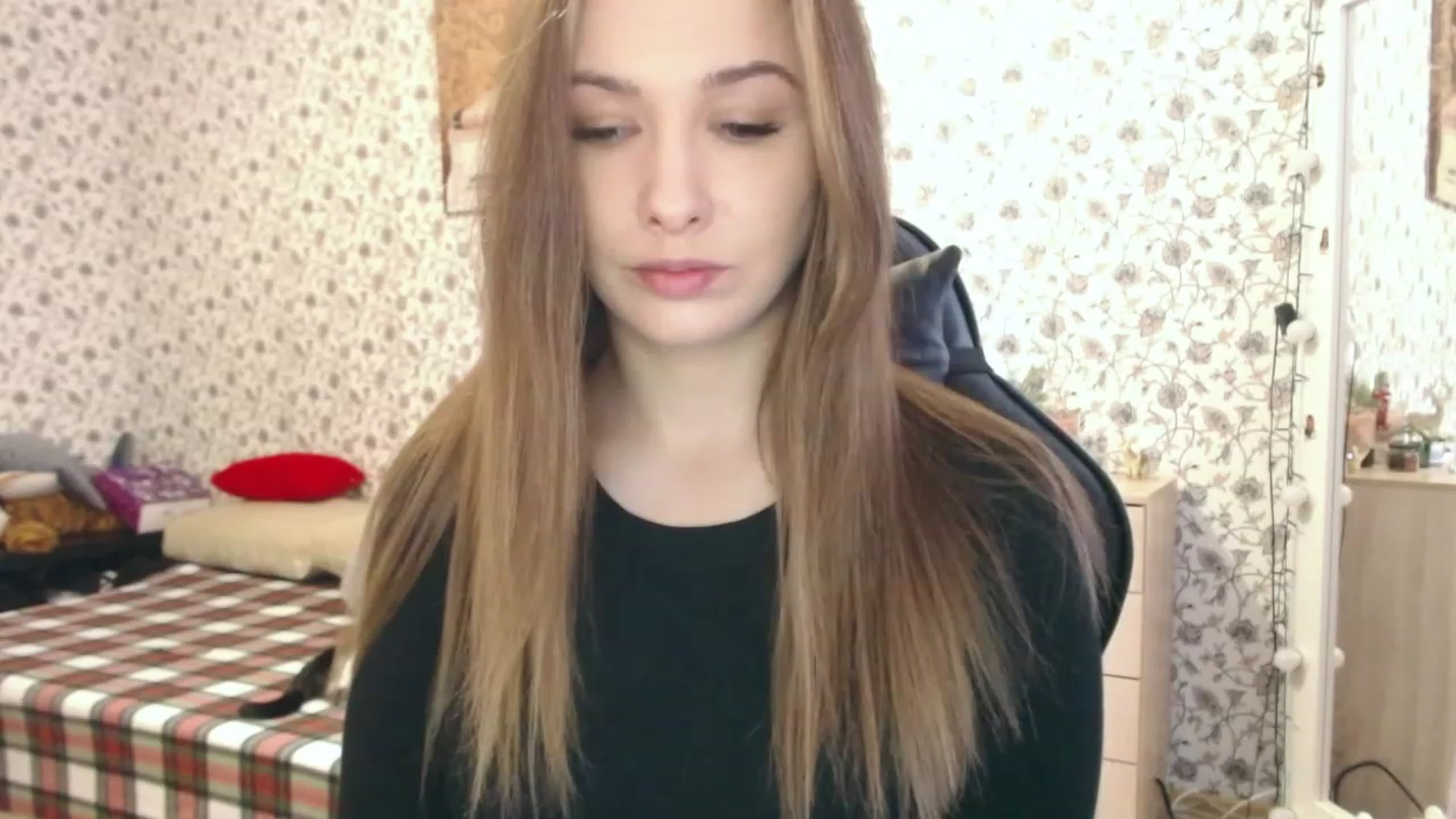 Gallery image thumbnail from RosieRosa's myfreecams stream on, 02/01/2023, 13:31 image 10 of 20