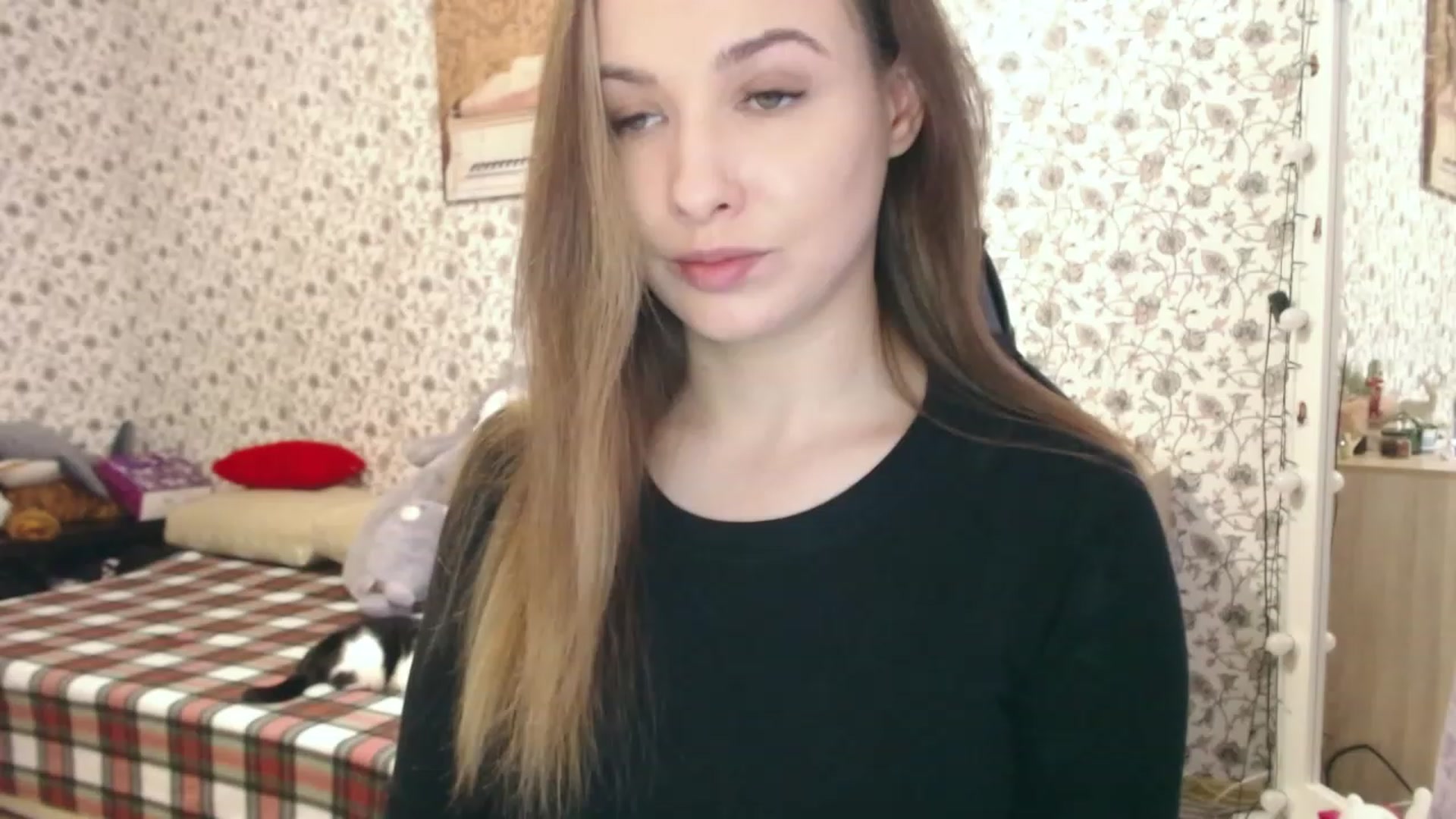 Gallery image thumbnail from RosieRosa's myfreecams stream on, 02/01/2023, 13:31 image 12 of 20