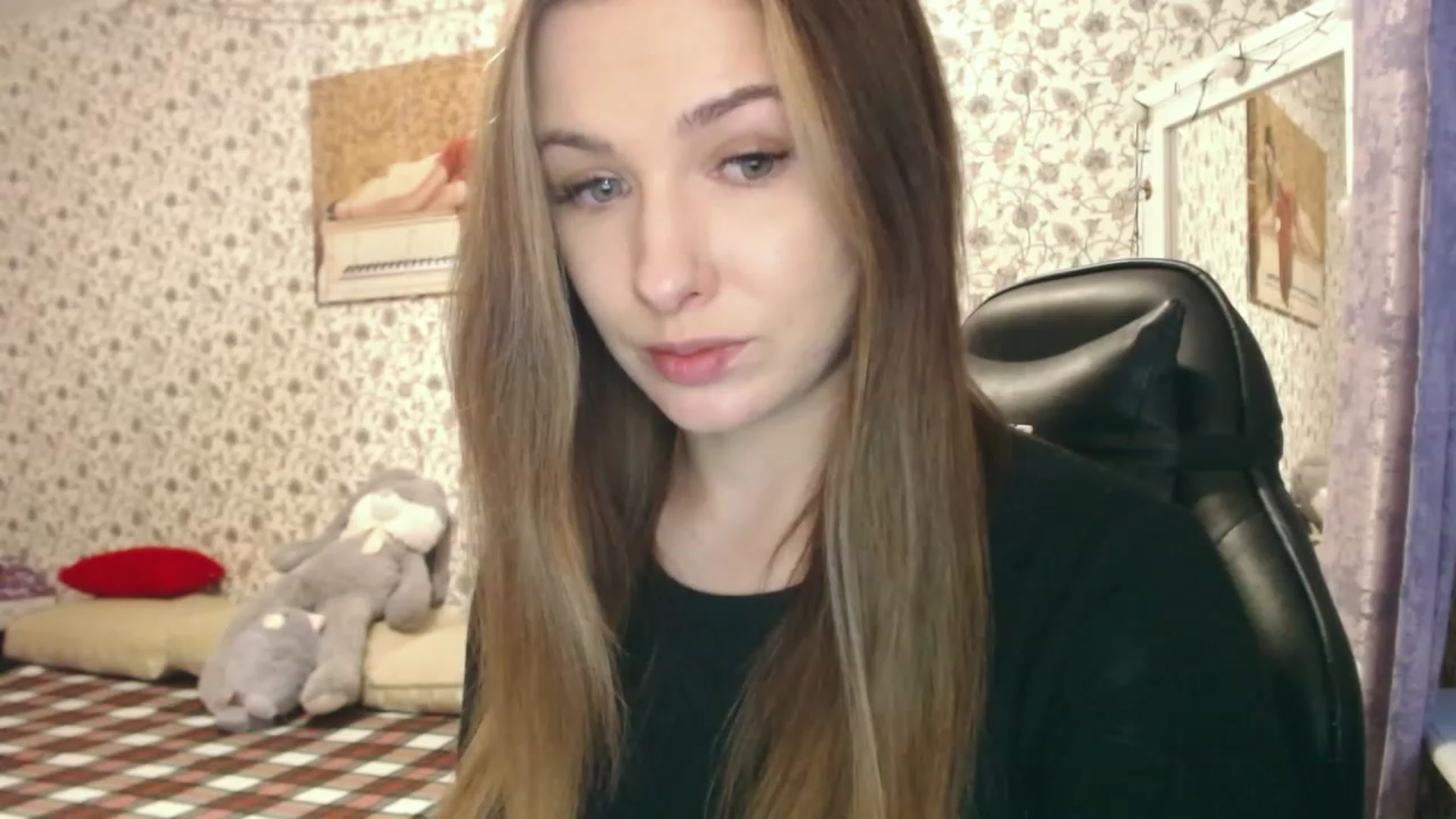 Gallery image thumbnail from RosieRosa's myfreecams stream on, 02/01/2023, 15:33 image 2 of 20