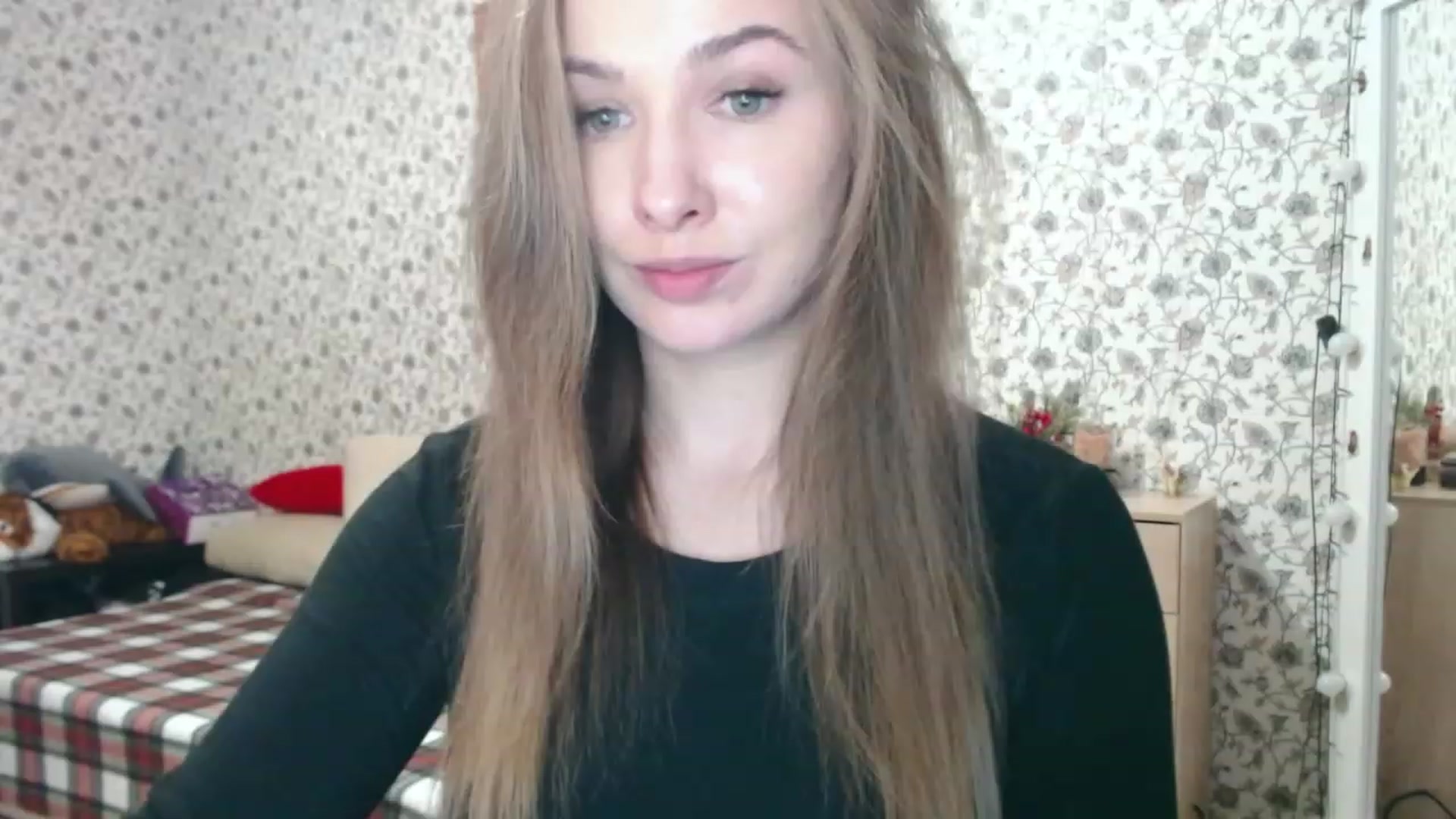 Gallery image thumbnail from RosieRosa's myfreecams stream on, 02/01/2023, 15:33 image 18 of 20