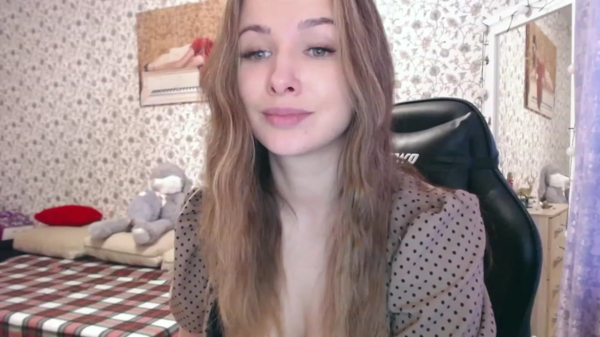 Gallery image thumbnail from RosieRosa's myfreecams stream on, 02/02/2023, 07:27 image 7 of 20