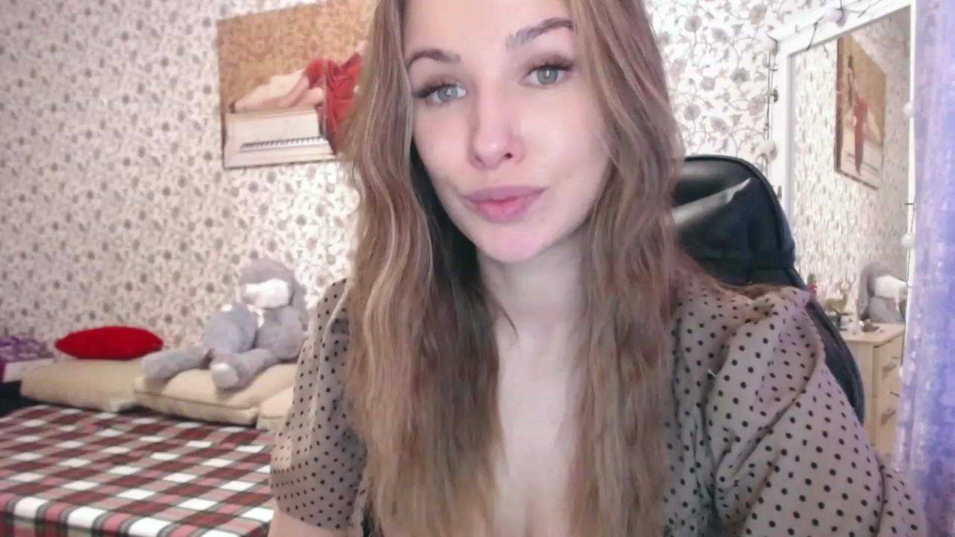 Gallery image thumbnail from RosieRosa's myfreecams stream on, 02/02/2023, 07:27 image 5 of 20
