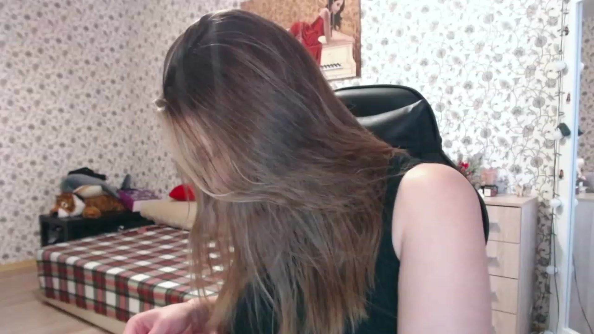 Gallery image thumbnail from RosieRosa's myfreecams stream on, 02/08/2023, 07:13 image 15 of 20
