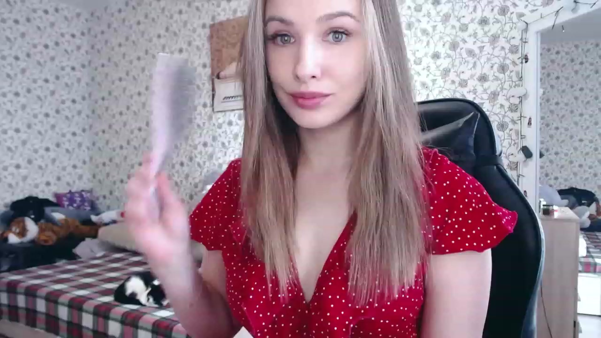 Gallery image thumbnail from RosieRosa's myfreecams stream on, 02/15/2023, 12:36 image 14 of 20