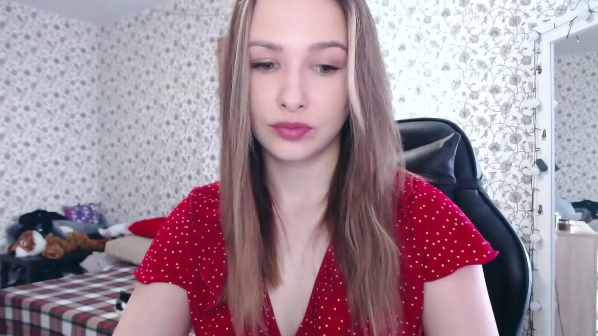 Gallery image thumbnail from RosieRosa's myfreecams stream on, 02/15/2023, 12:36 image 5 of 20