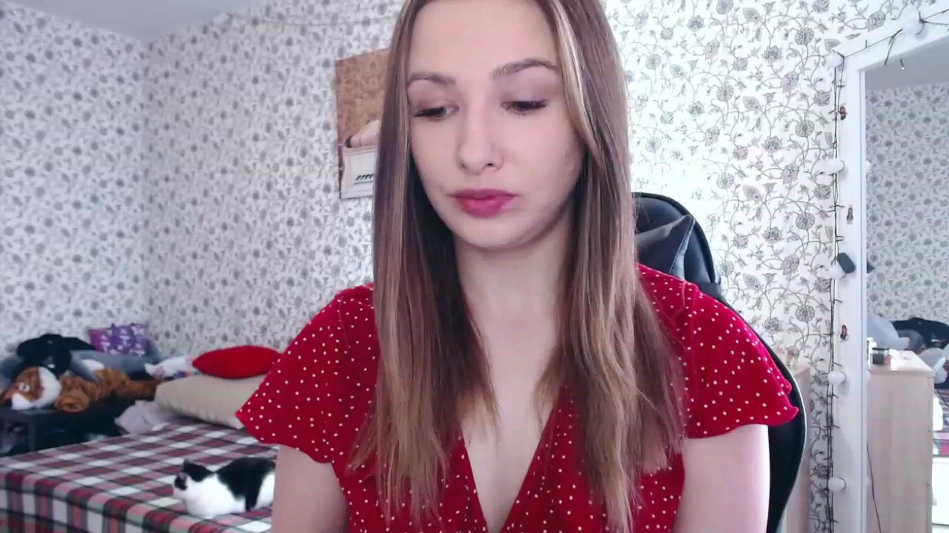 Gallery image thumbnail from RosieRosa's myfreecams stream on, 02/15/2023, 12:36 image 2 of 20
