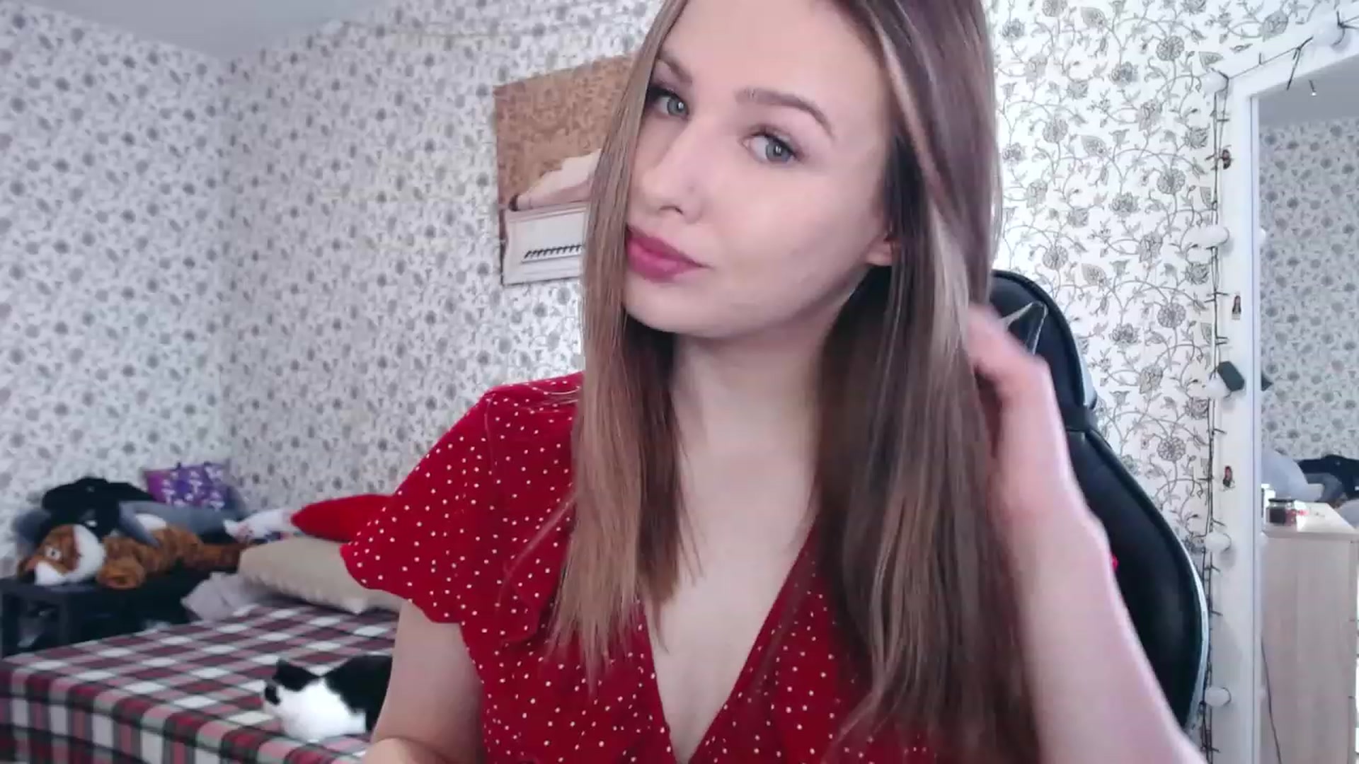 Gallery image thumbnail from RosieRosa's myfreecams stream on, 02/15/2023, 12:36 image 4 of 20