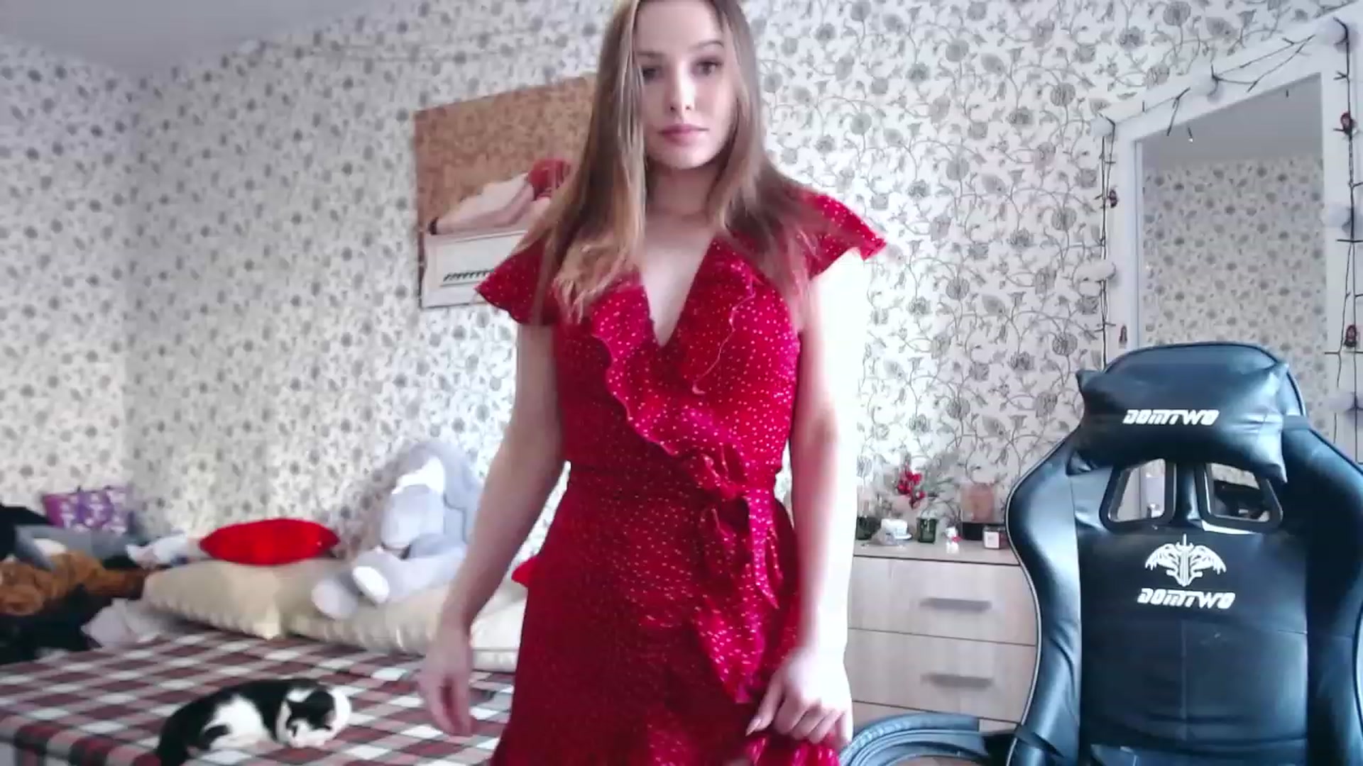 Gallery image thumbnail from RosieRosa's myfreecams stream on, 02/15/2023, 13:45 image 4 of 20