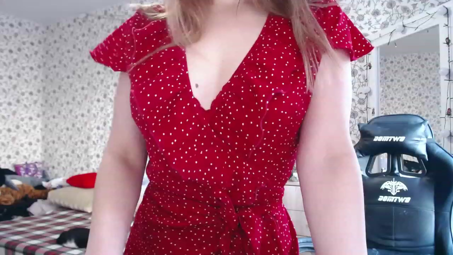 Gallery image thumbnail from RosieRosa's myfreecams stream on, 02/15/2023, 13:45 image 5 of 20